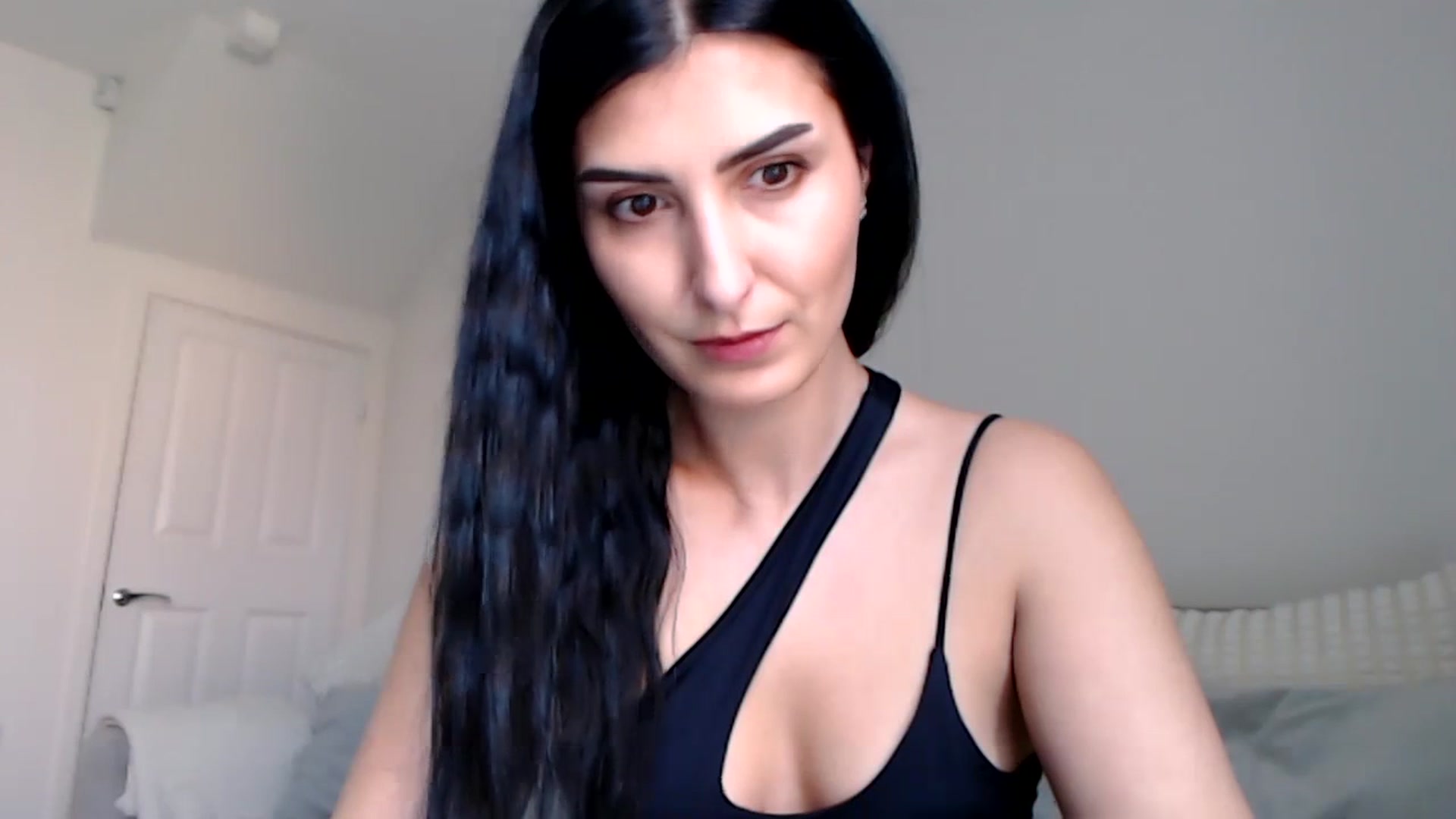 Gallery image thumbnail from LeaIson's myfreecams stream on, 02/26/2024, 12:25 image 5 of 20
