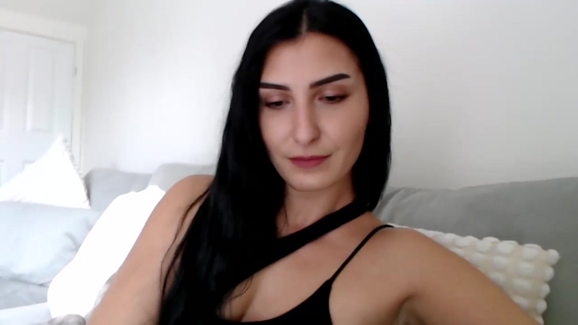 Gallery image thumbnail from LeaIson's myfreecams stream on, 02/26/2024, 12:25 image 13 of 20