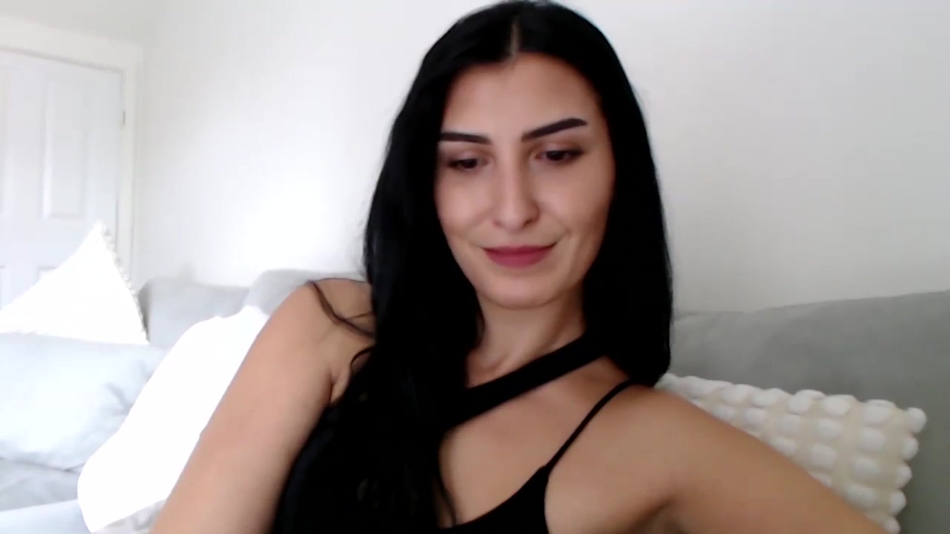 Gallery image thumbnail from LeaIson's myfreecams stream on, 02/26/2024, 12:25 image 12 of 20
