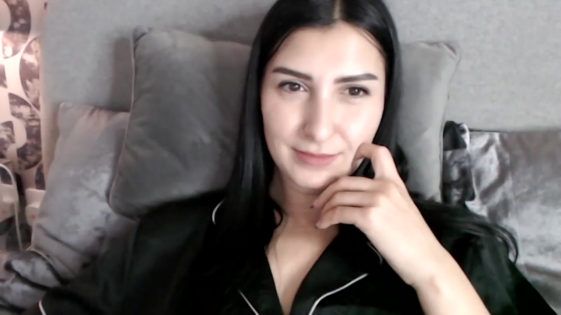 Gallery image thumbnail from LeaIson's myfreecams stream on, 02/29/2024, 10:09 image 8 of 20