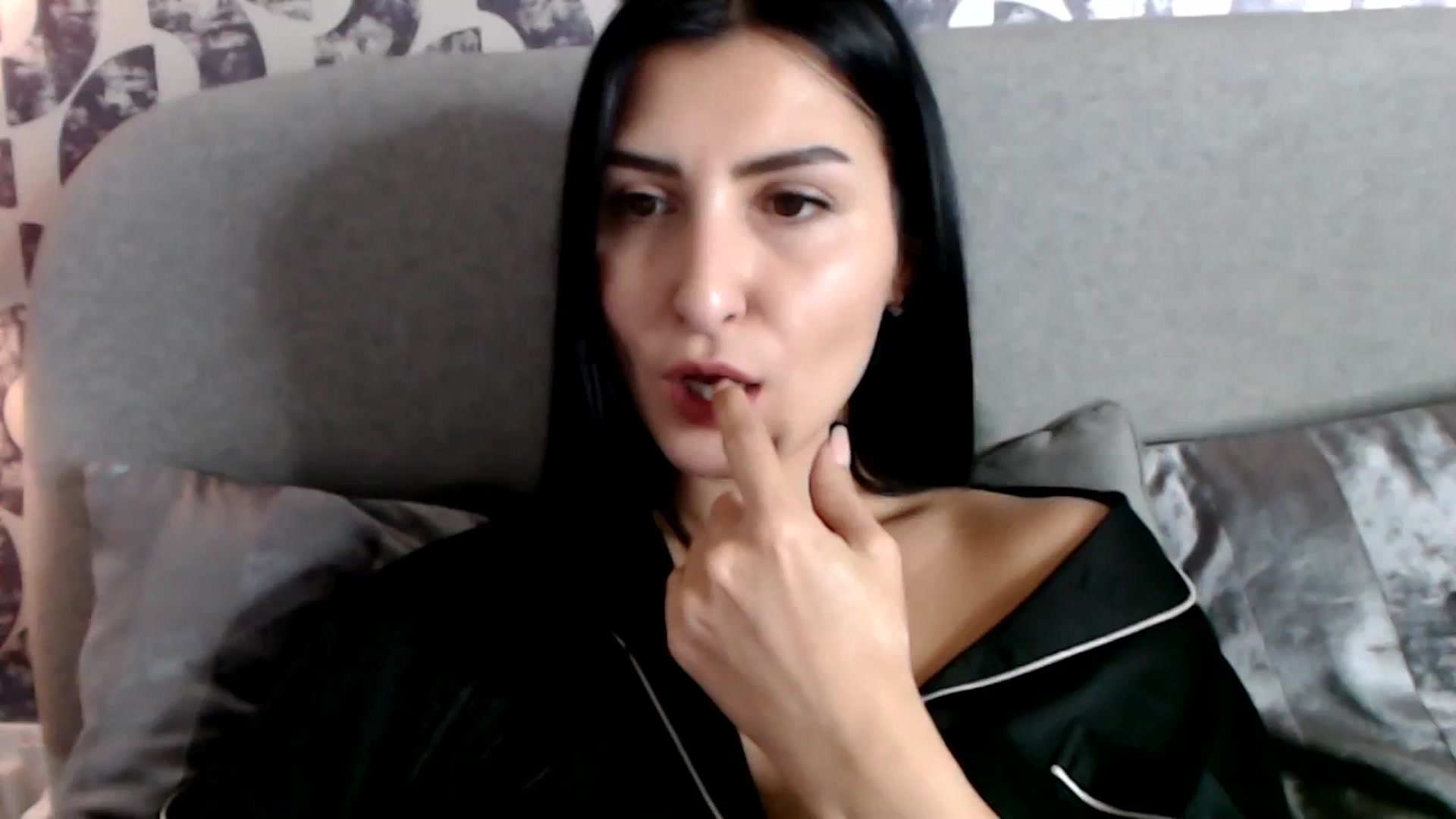Gallery image thumbnail from LeaIson's myfreecams stream on, 02/29/2024, 10:44 image 17 of 20