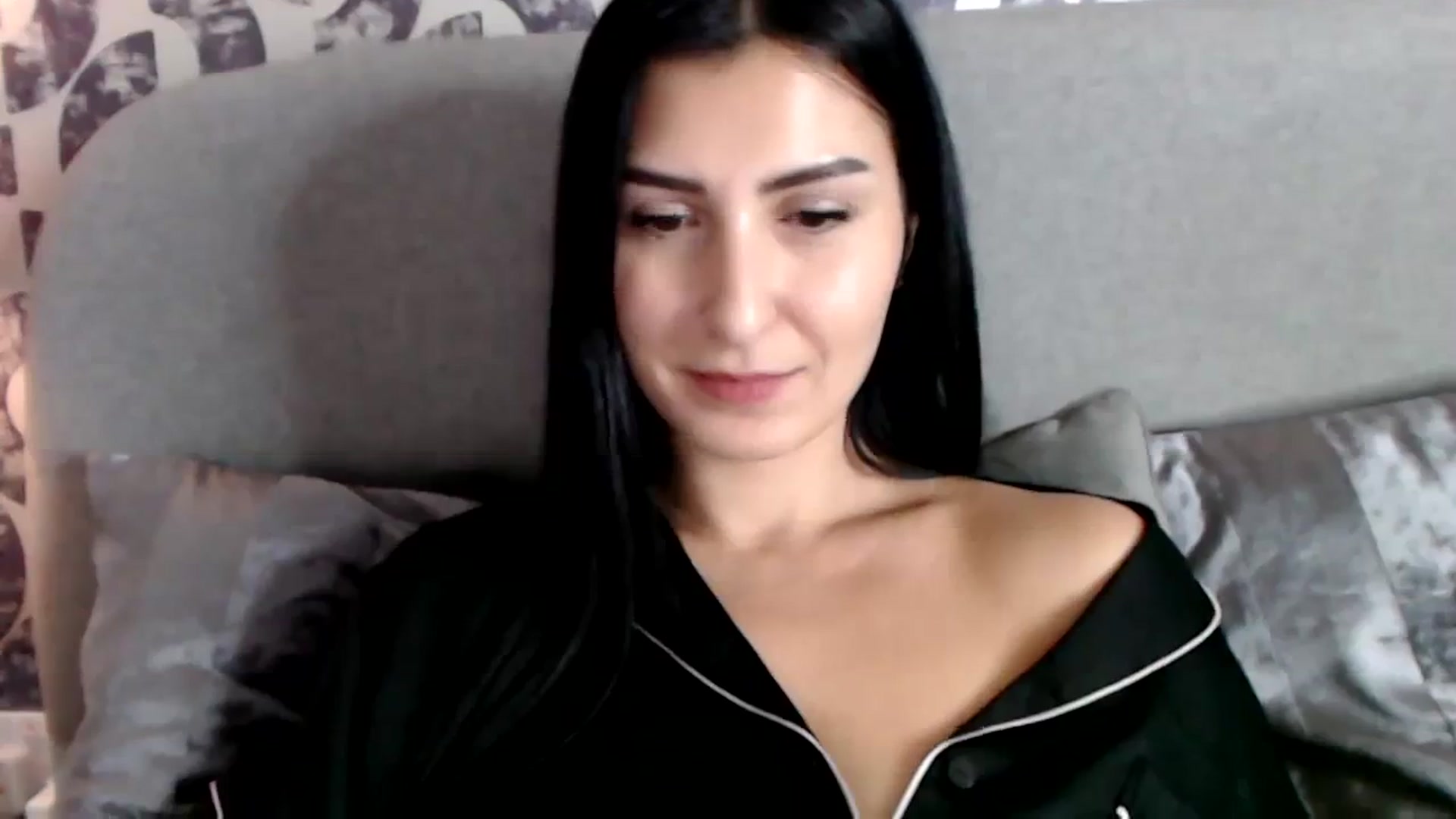Gallery image thumbnail from LeaIson's myfreecams stream on, 02/29/2024, 10:44 image 12 of 20
