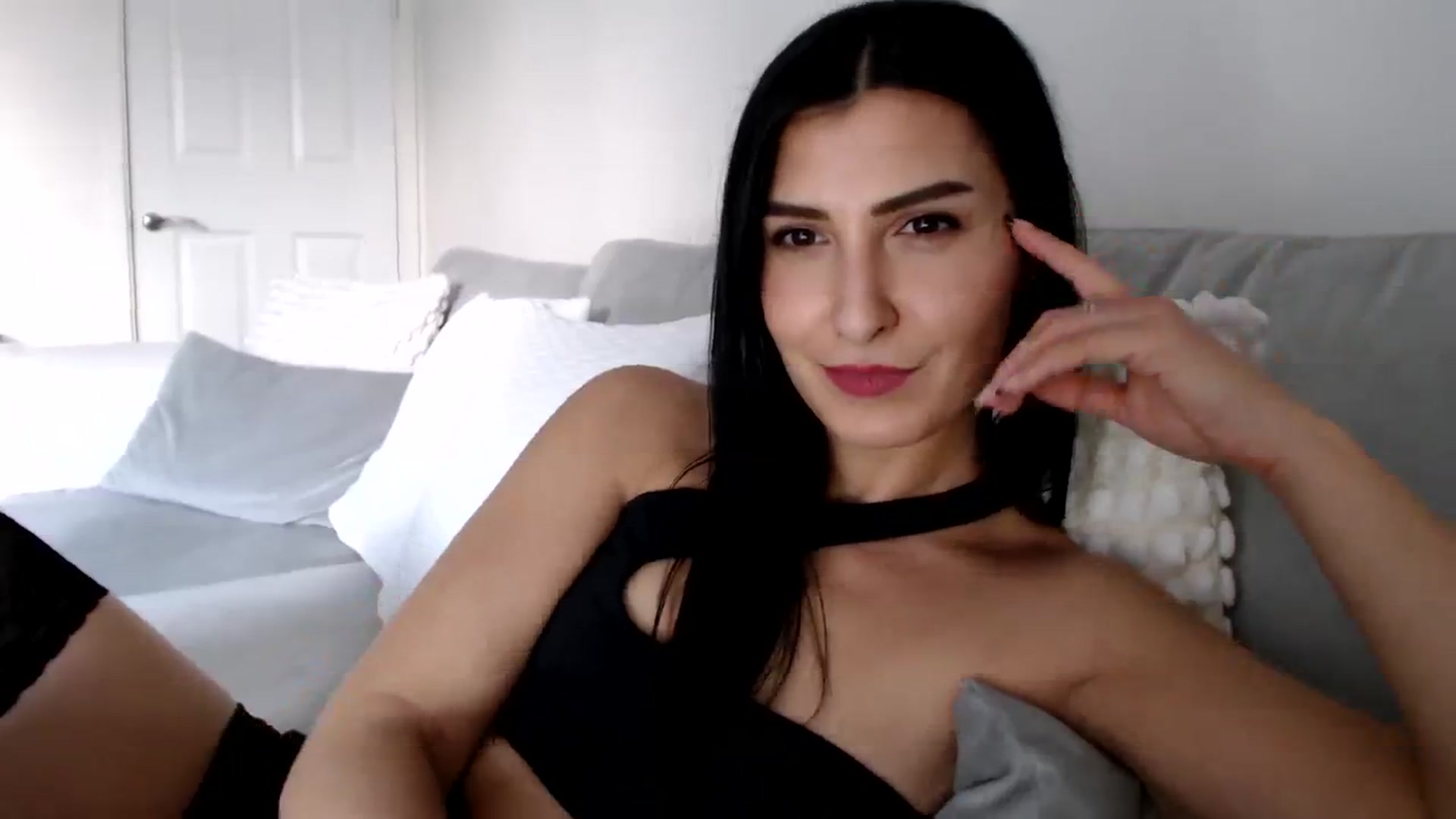 Gallery image thumbnail from LeaIson's myfreecams stream on, 03/05/2024, 13:33 image 10 of 20