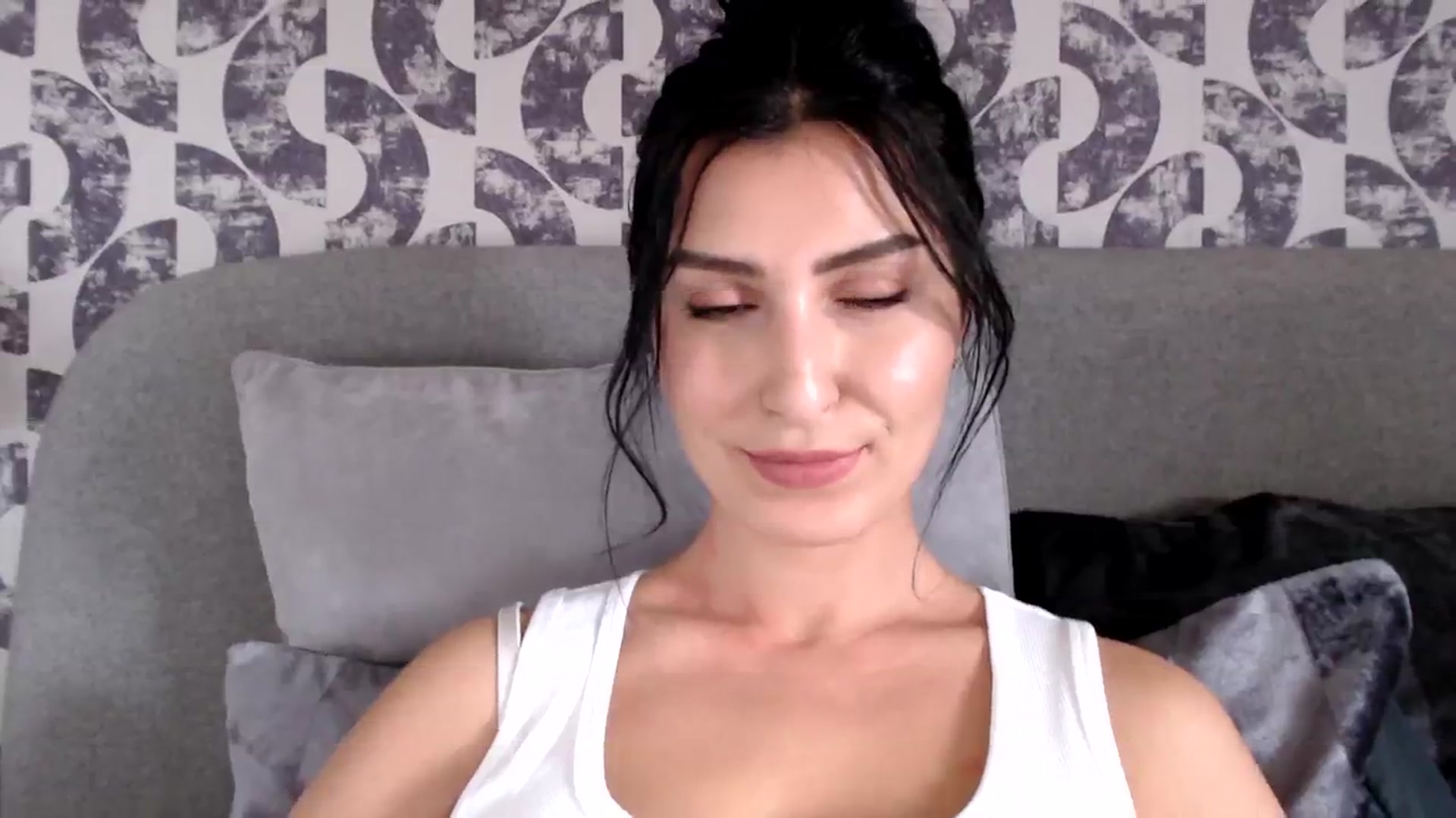 Gallery image thumbnail from LeaIson's myfreecams stream on, 03/06/2024, 11:10 image 3 of 20
