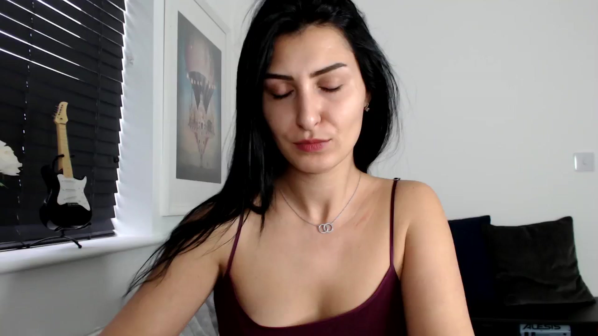 Gallery image thumbnail from LeaIson's myfreecams stream on, 03/07/2024, 08:59 image 7 of 20