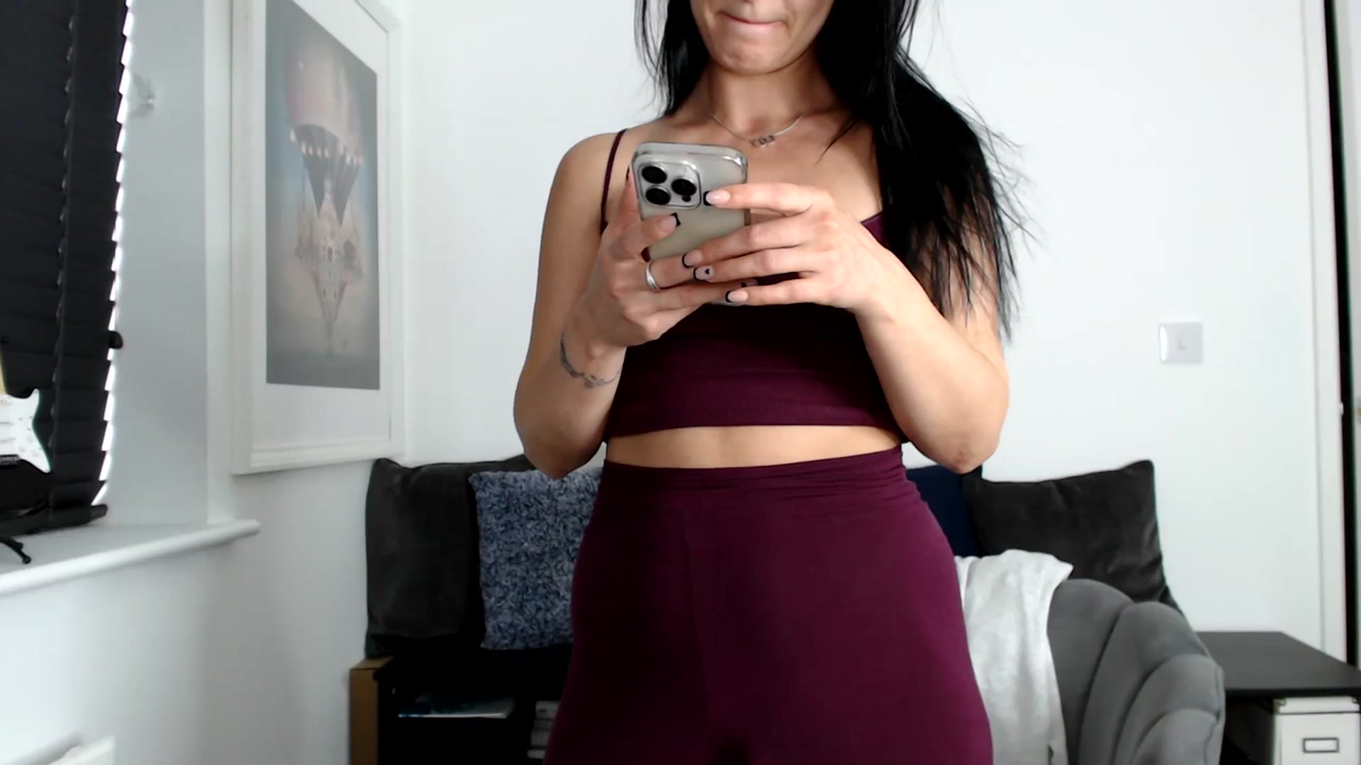 Gallery image thumbnail from LeaIson's myfreecams stream on, 03/07/2024, 11:19 image 20 of 20