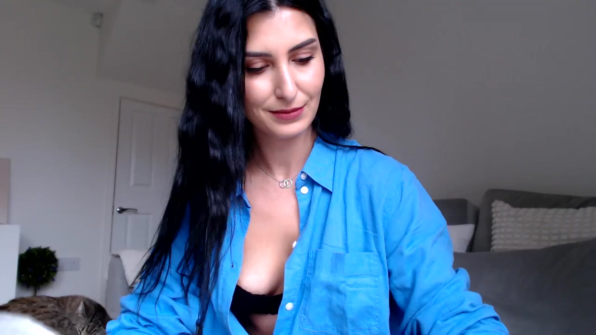 Gallery image thumbnail from LeaIson's myfreecams stream on, 03/11/2024, 10:54 image 5 of 20
