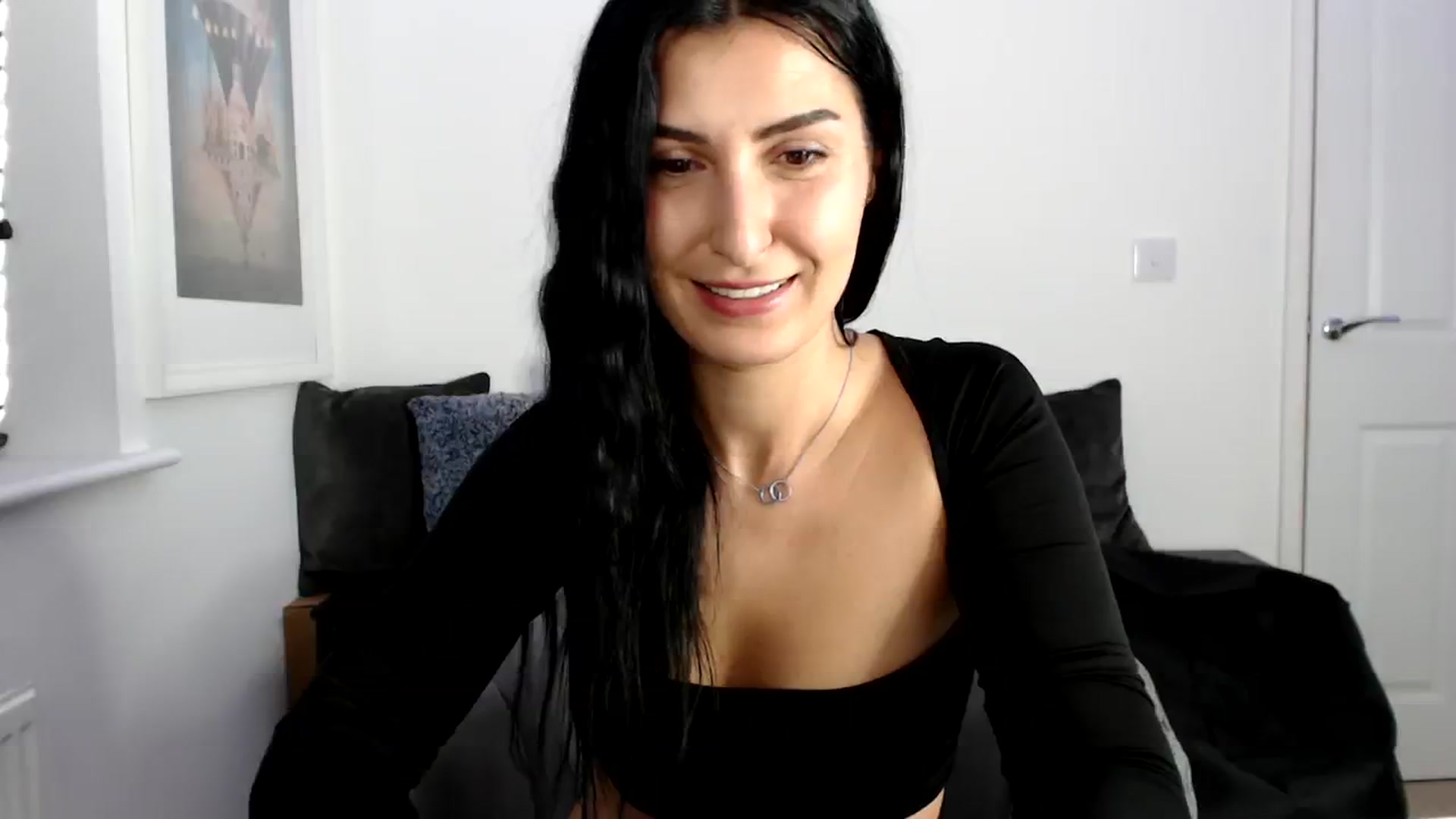 Gallery image thumbnail from LeaIson's myfreecams stream on, 03/12/2024, 13:24 image 11 of 20