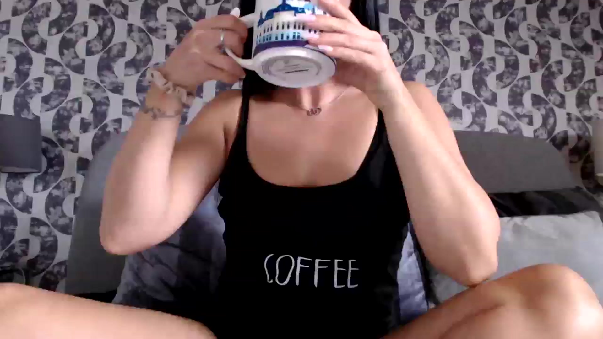 Gallery image thumbnail from LeaIson's myfreecams stream on, 03/13/2024, 09:52 image 2 of 20