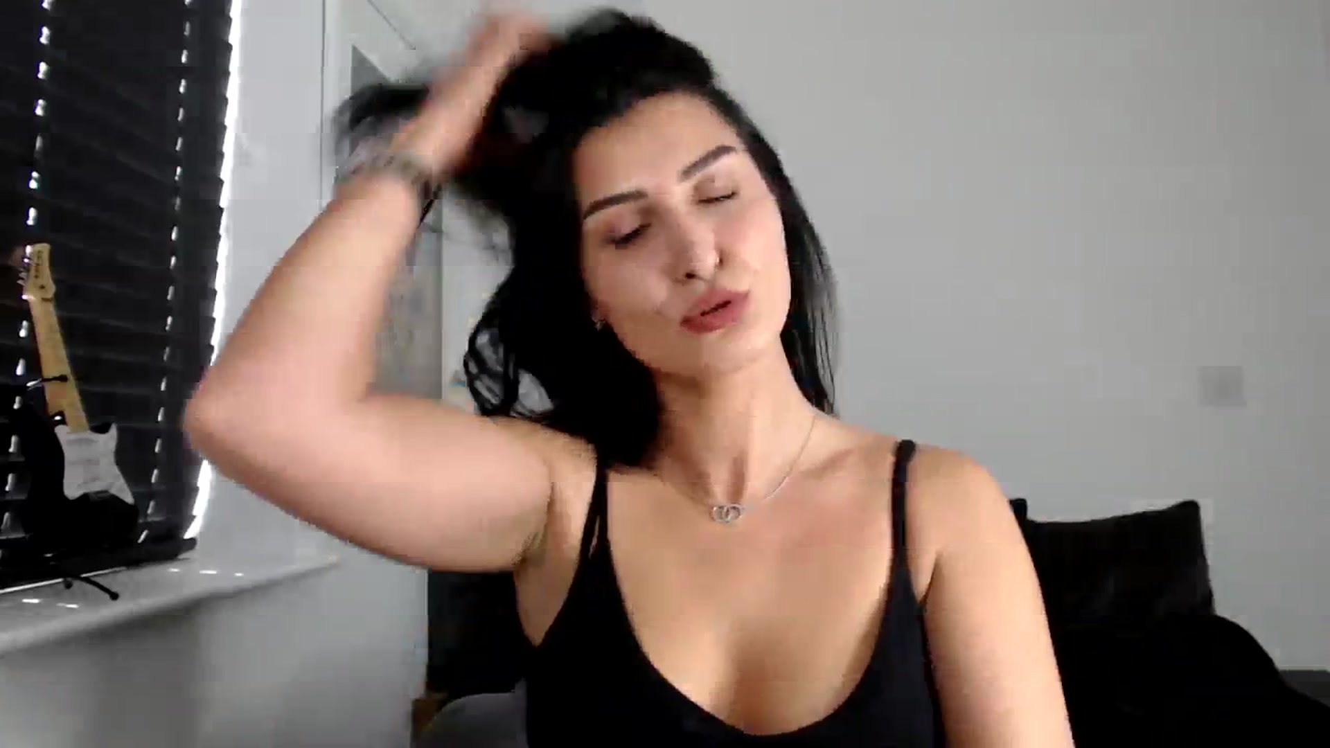 Gallery image thumbnail from LeaIson's myfreecams stream on, 03/19/2024, 13:43 image 13 of 20