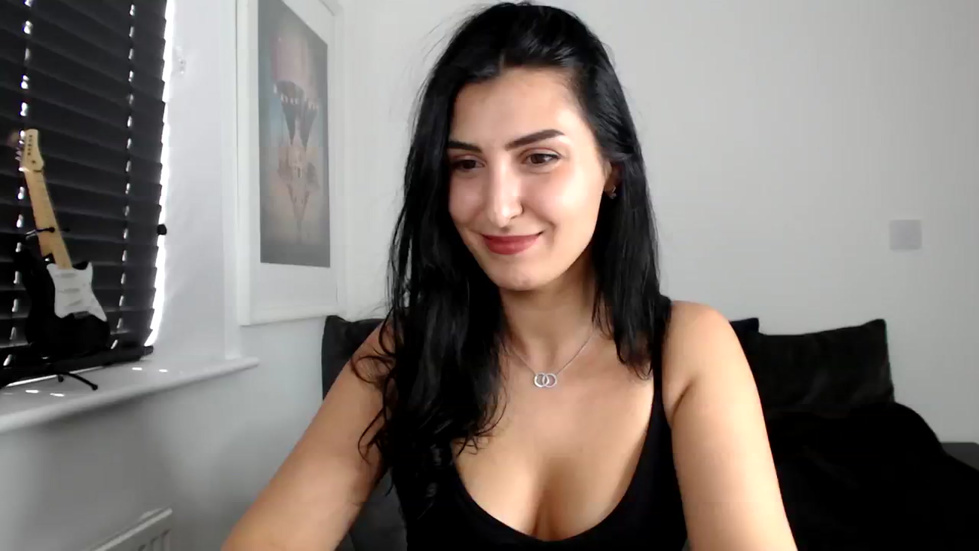 Gallery image thumbnail from LeaIson's myfreecams stream on, 03/19/2024, 13:43 image 18 of 20
