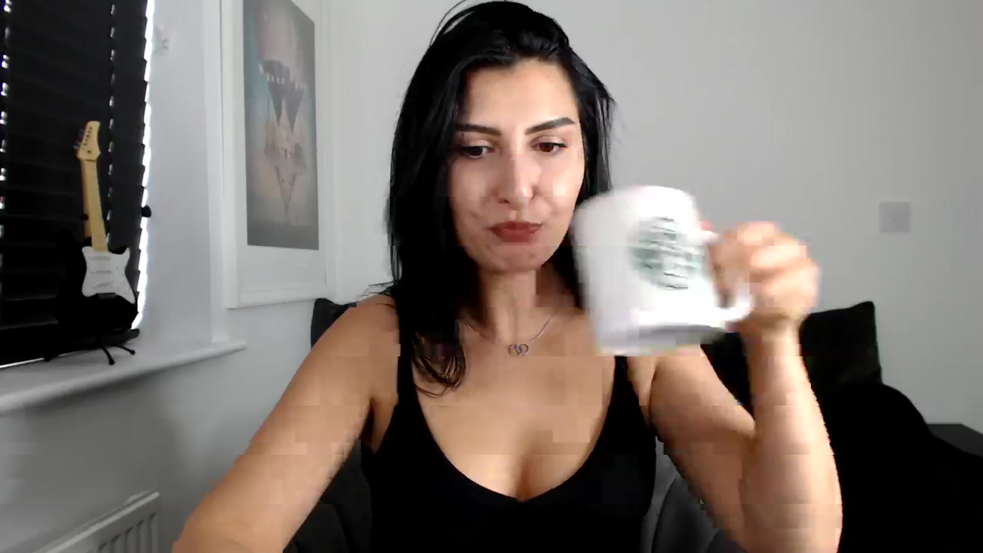 Gallery image thumbnail from LeaIson's myfreecams stream on, 03/19/2024, 14:14 image 17 of 20