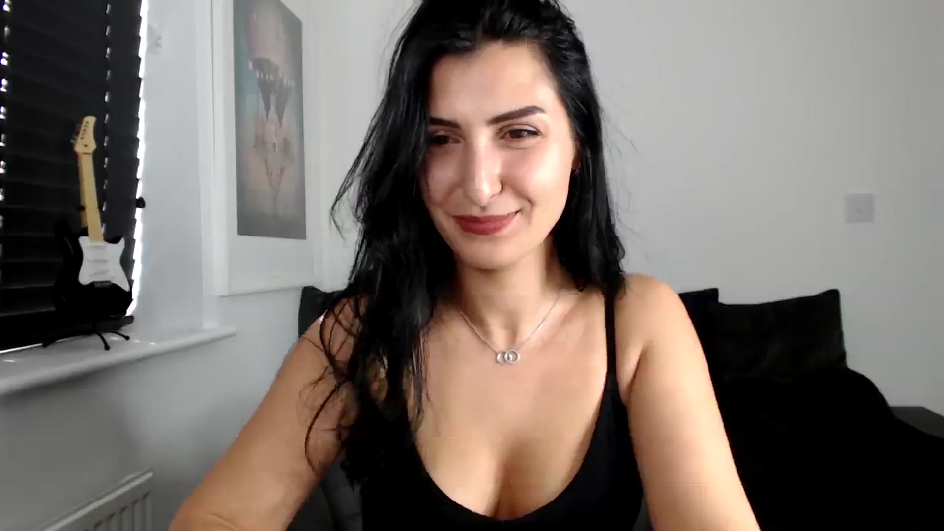 Gallery image thumbnail from LeaIson's myfreecams stream on, 03/19/2024, 14:14 image 13 of 20