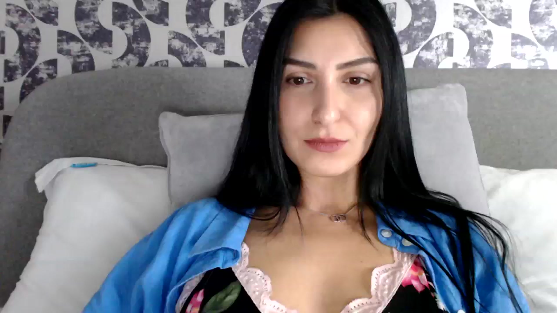 Gallery image thumbnail from LeaIson's myfreecams stream on, 03/21/2024, 10:31 image 6 of 20