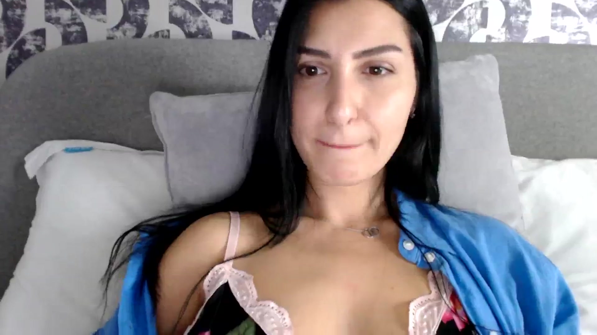 Gallery image thumbnail from LeaIson's myfreecams stream on, 03/21/2024, 10:31 image 12 of 20