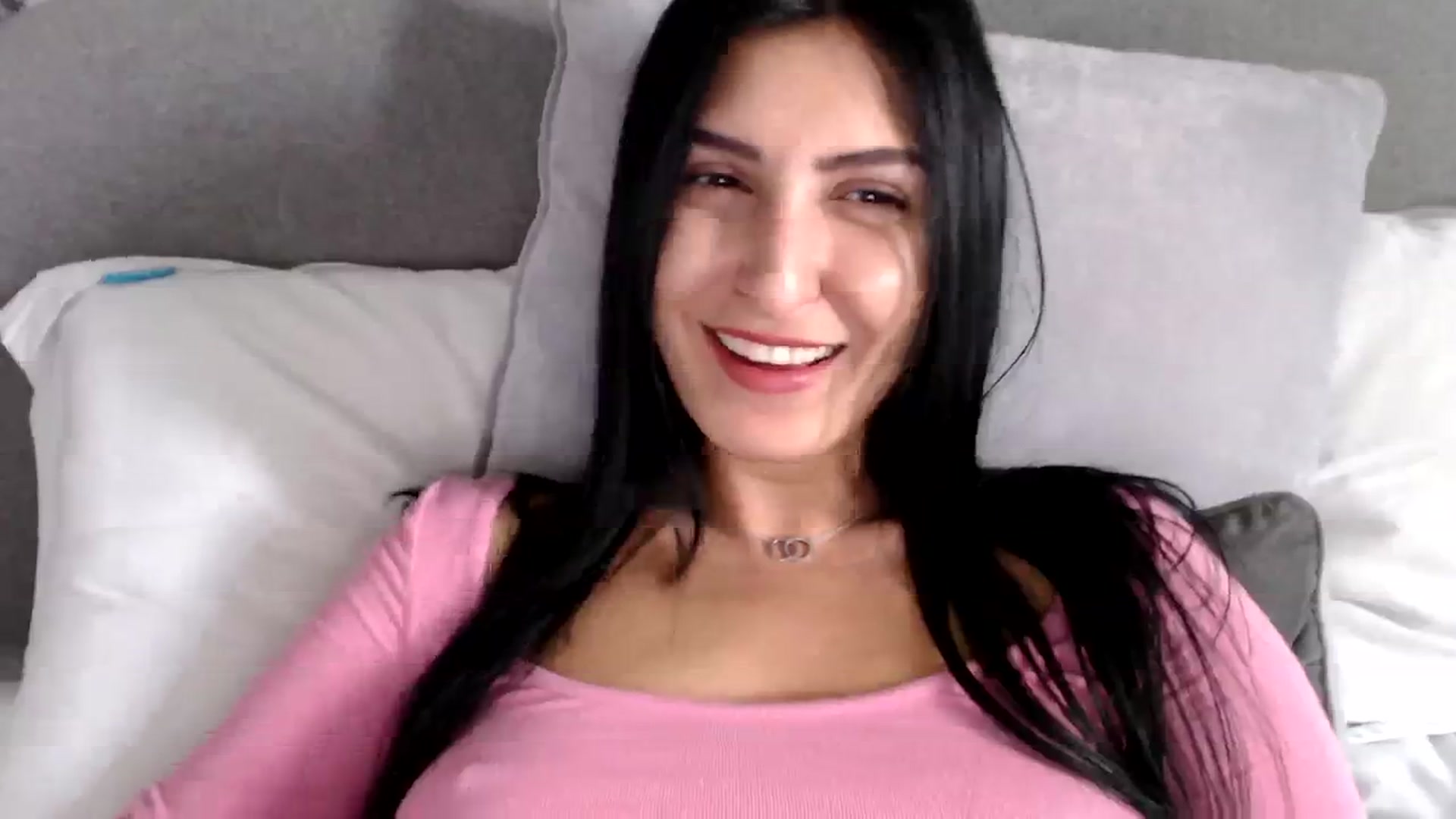 Gallery image thumbnail from LeaIson's myfreecams stream on, 03/21/2024, 14:39 image 16 of 20