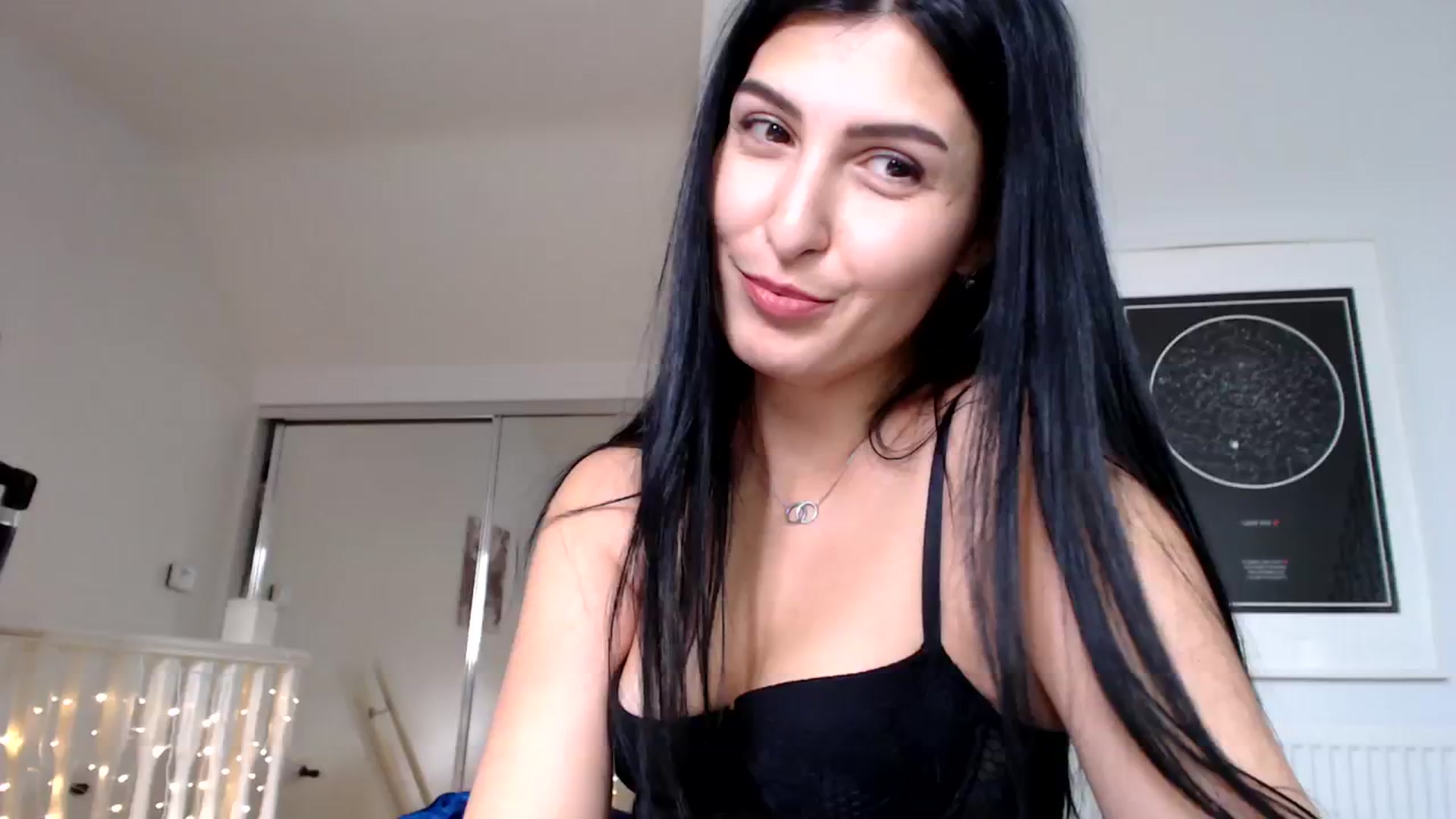 Gallery image thumbnail from LeaIson's myfreecams stream on, 03/22/2024, 11:24 image 15 of 20
