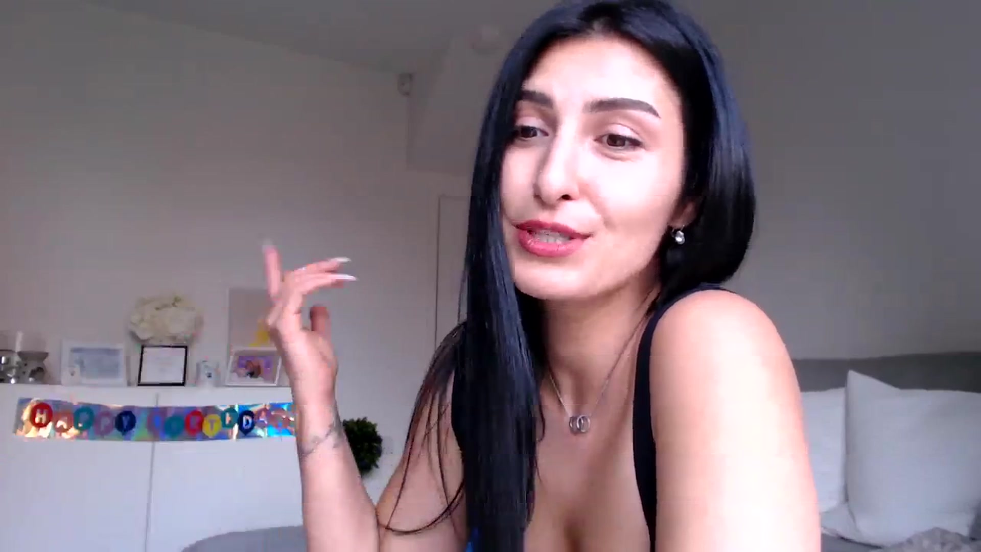 Gallery image thumbnail from LeaIson's myfreecams stream on, 03/27/2024, 12:07 image 10 of 20