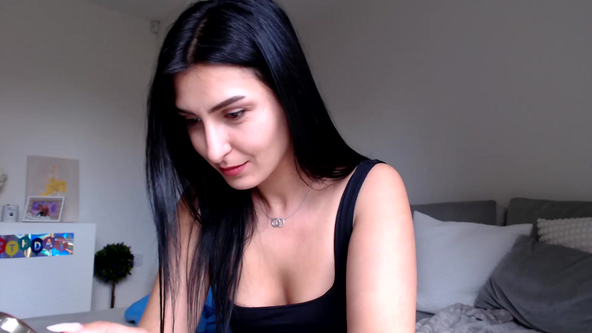 Gallery image thumbnail from LeaIson's myfreecams stream on, 03/27/2024, 12:07 image 15 of 20