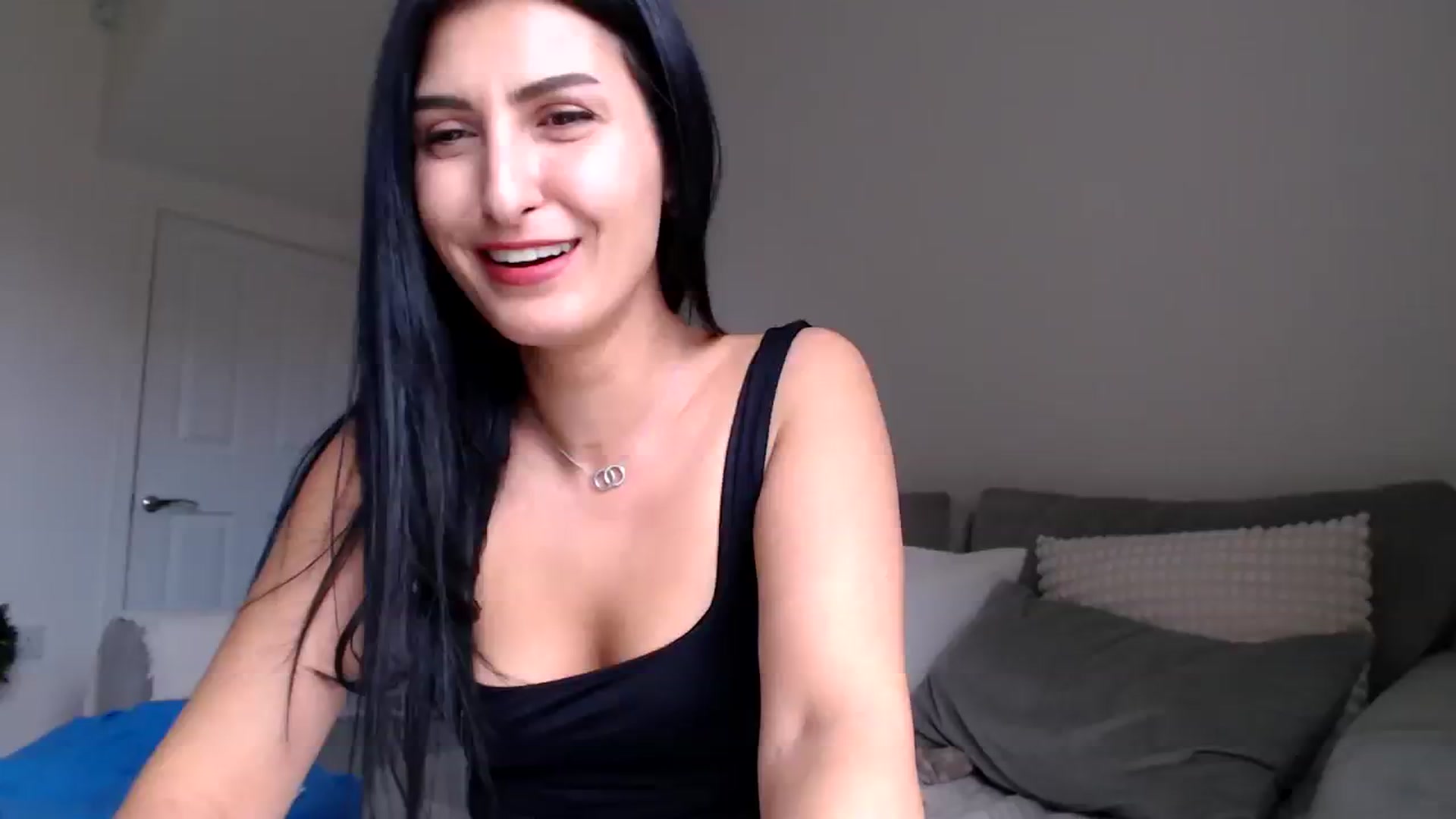 Gallery image thumbnail from LeaIson's myfreecams stream on, 03/27/2024, 12:07 image 17 of 20