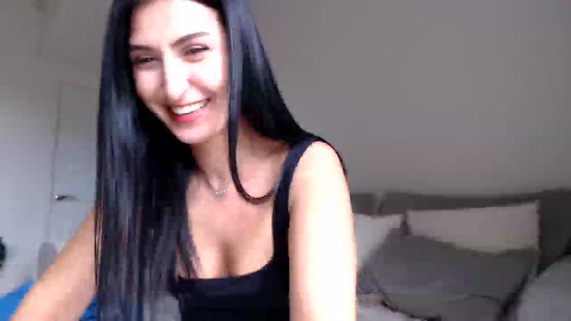 Gallery image thumbnail from LeaIson's myfreecams stream on, 03/27/2024, 12:07 image 18 of 20