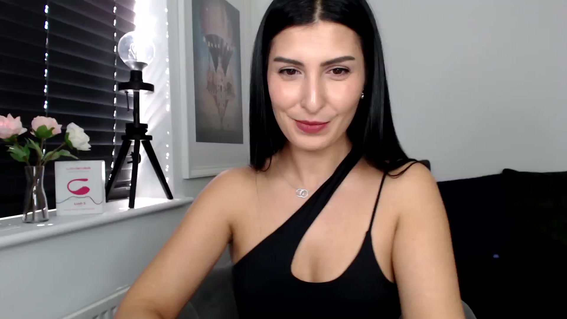 Gallery image thumbnail from LeaIson's myfreecams stream on, 03/28/2024, 09:53 image 11 of 20