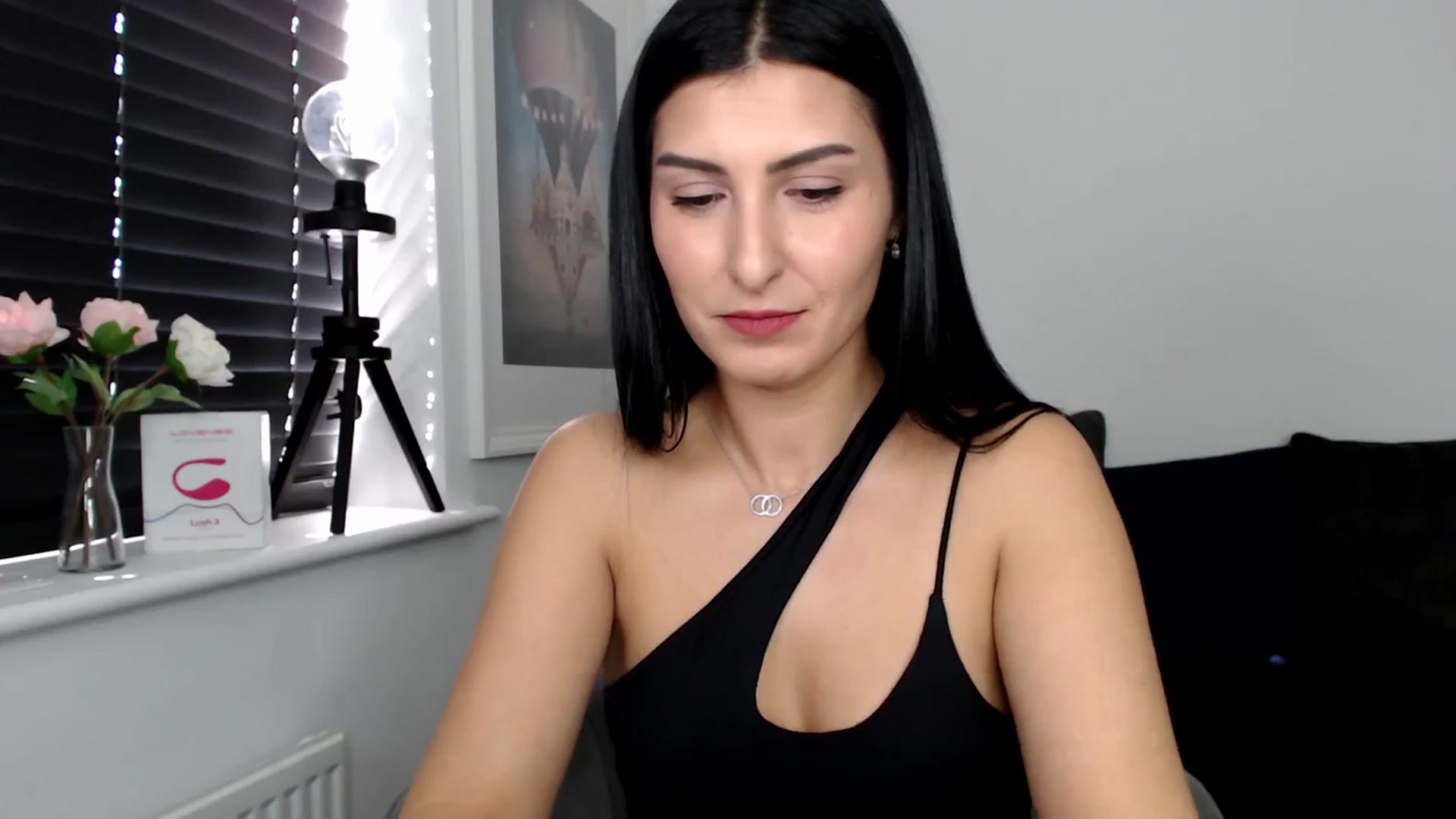 Gallery image thumbnail from LeaIson's myfreecams stream on, 03/28/2024, 09:53 image 12 of 20