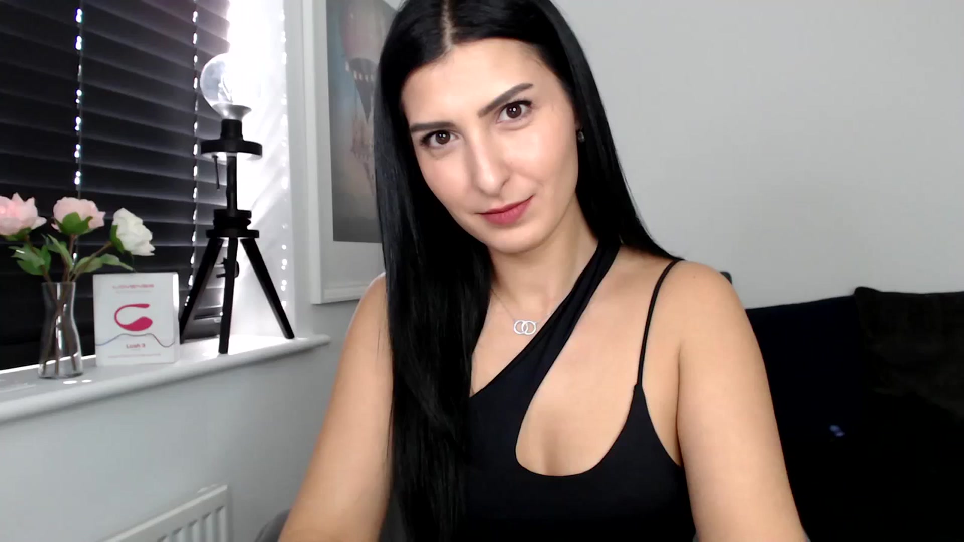 Gallery image thumbnail from LeaIson's myfreecams stream on, 03/28/2024, 09:53 image 9 of 20