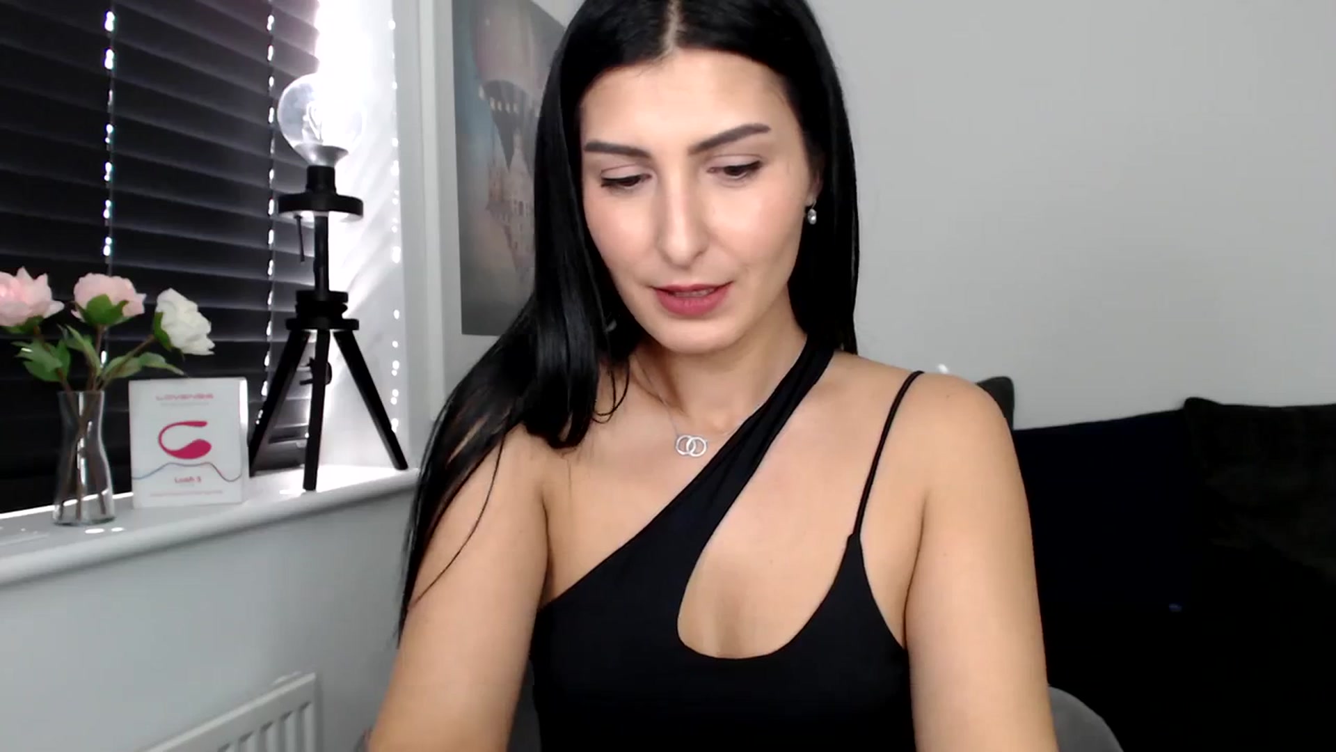 Gallery image thumbnail from LeaIson's myfreecams stream on, 03/28/2024, 09:53 image 13 of 20