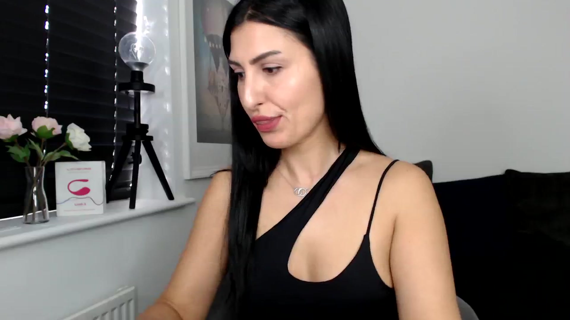 Gallery image thumbnail from LeaIson's myfreecams stream on, 03/28/2024, 09:53 image 2 of 20