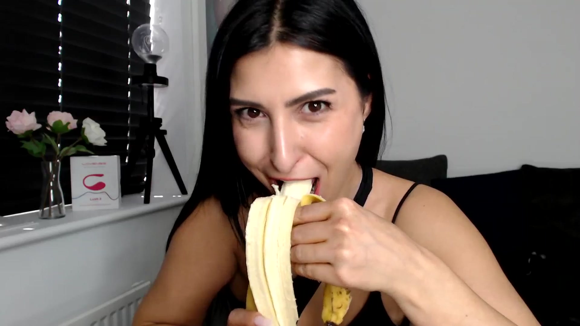 Gallery image thumbnail from LeaIson's myfreecams stream on, 03/28/2024, 11:32 image 10 of 20