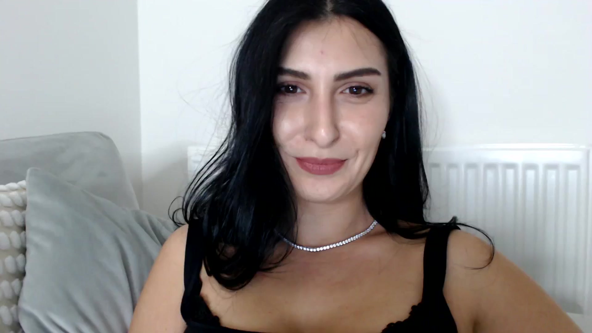Gallery image thumbnail from LeaIson's myfreecams stream on, 04/02/2024, 19:53 image 1 of 20