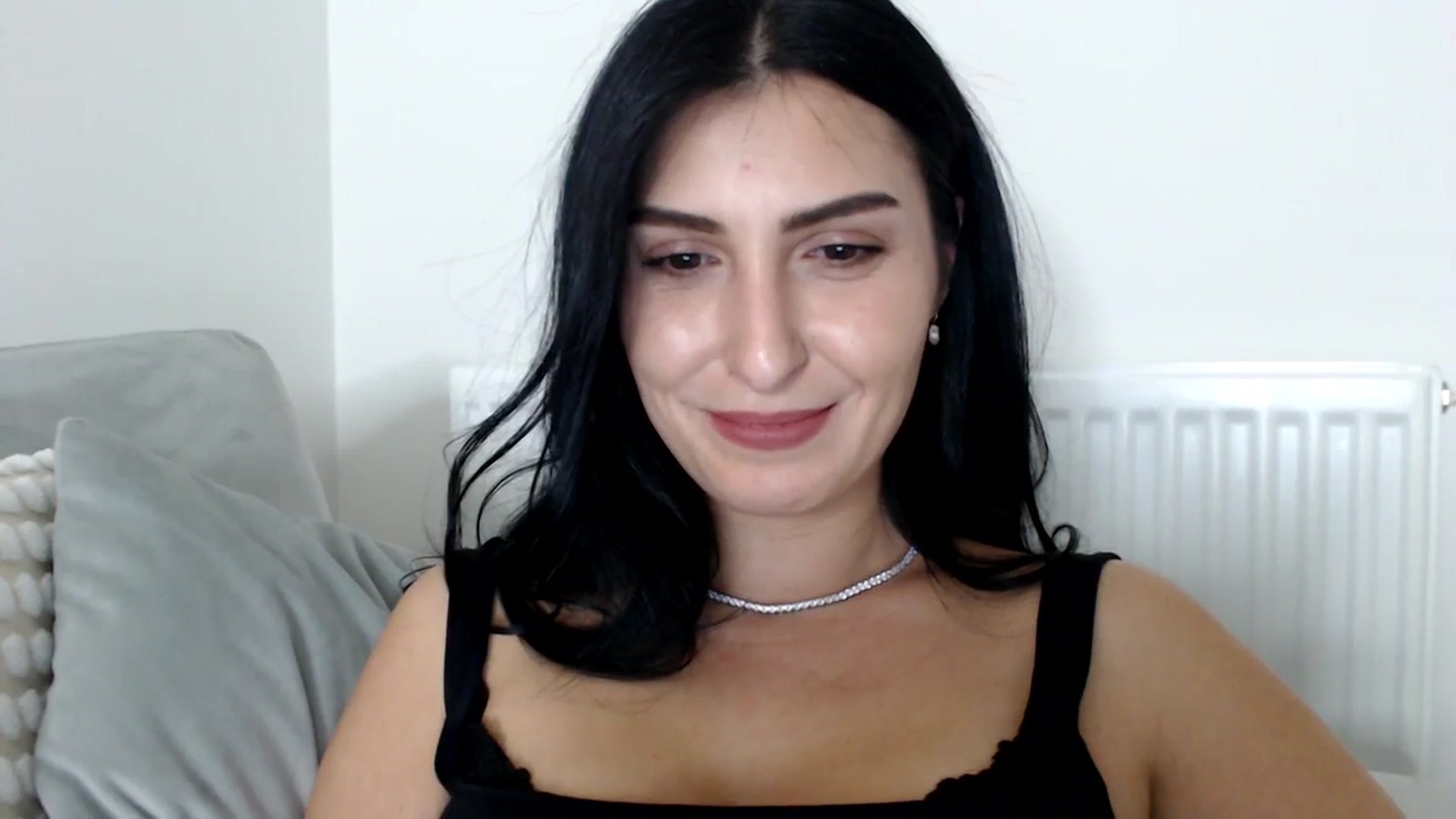 Gallery image thumbnail from LeaIson's myfreecams stream on, 04/02/2024, 19:53 image 3 of 20