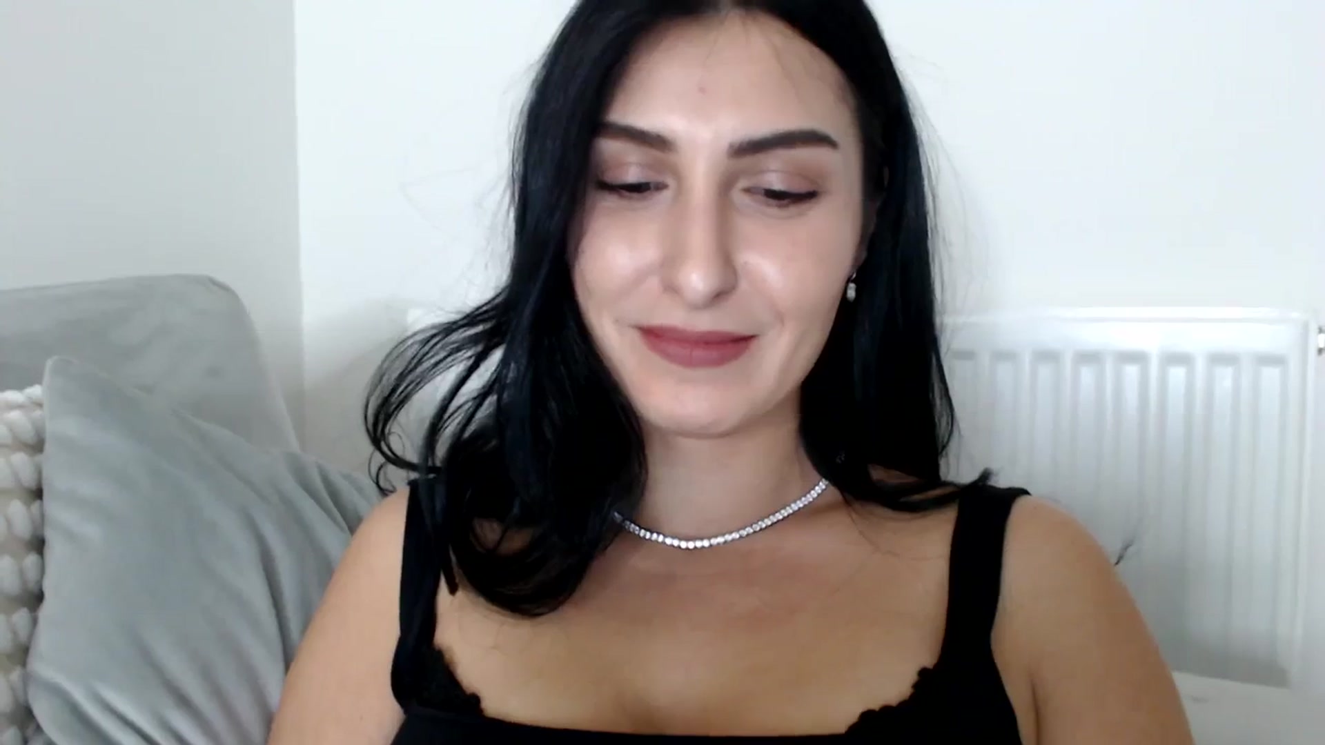 Gallery image thumbnail from LeaIson's myfreecams stream on, 04/02/2024, 19:53 image 2 of 20