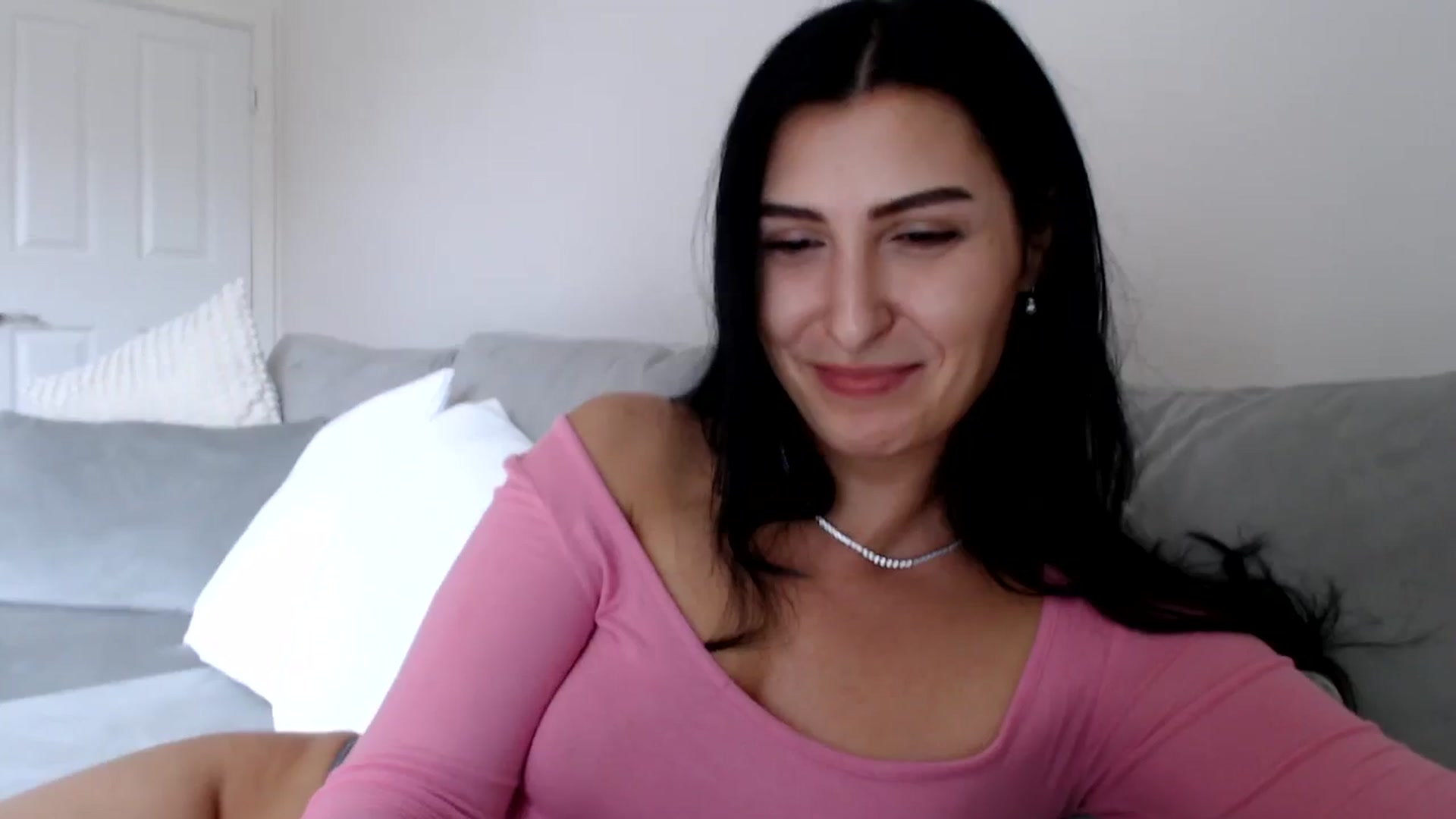 Gallery image thumbnail from LeaIson's myfreecams stream on, 04/04/2024, 14:13 image 18 of 20