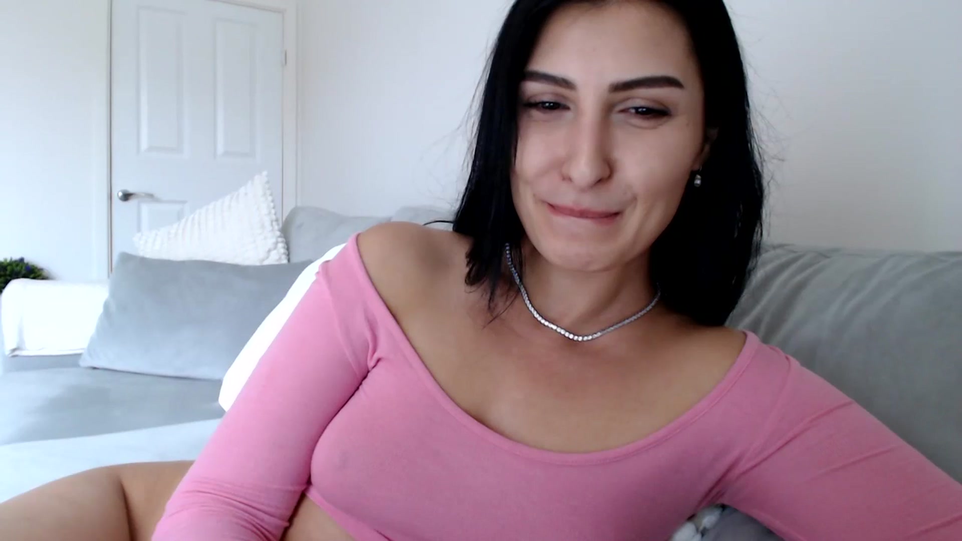 Gallery image thumbnail from LeaIson's myfreecams stream on, 04/04/2024, 14:13 image 20 of 20
