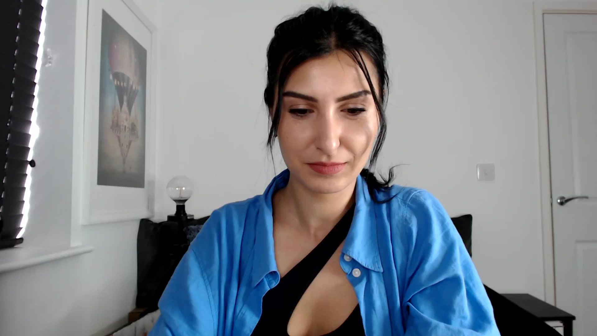 Gallery image thumbnail from LeaIson's myfreecams stream on, 04/05/2024, 11:07 image 1 of 20