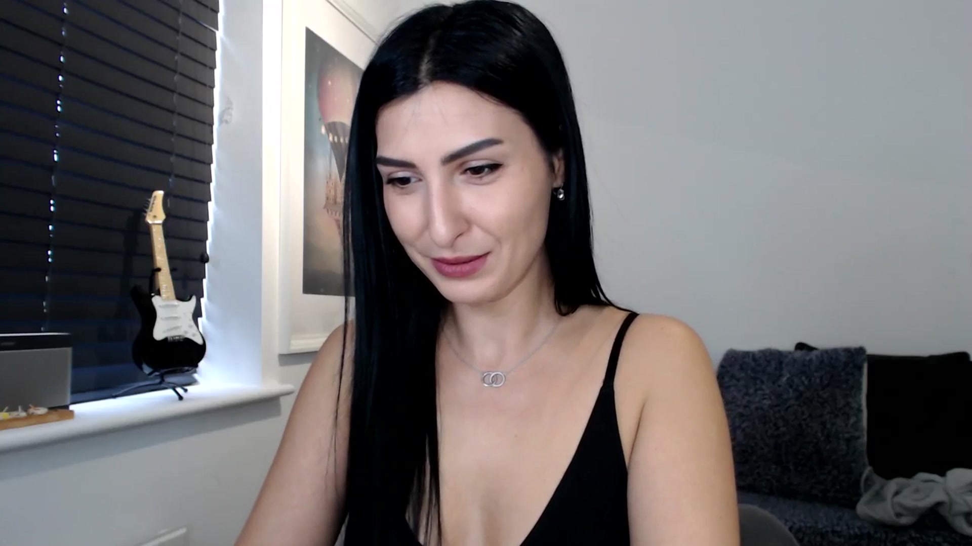 Gallery image thumbnail from LeaIson's myfreecams stream on, 04/22/2024, 09:34 image 7 of 20