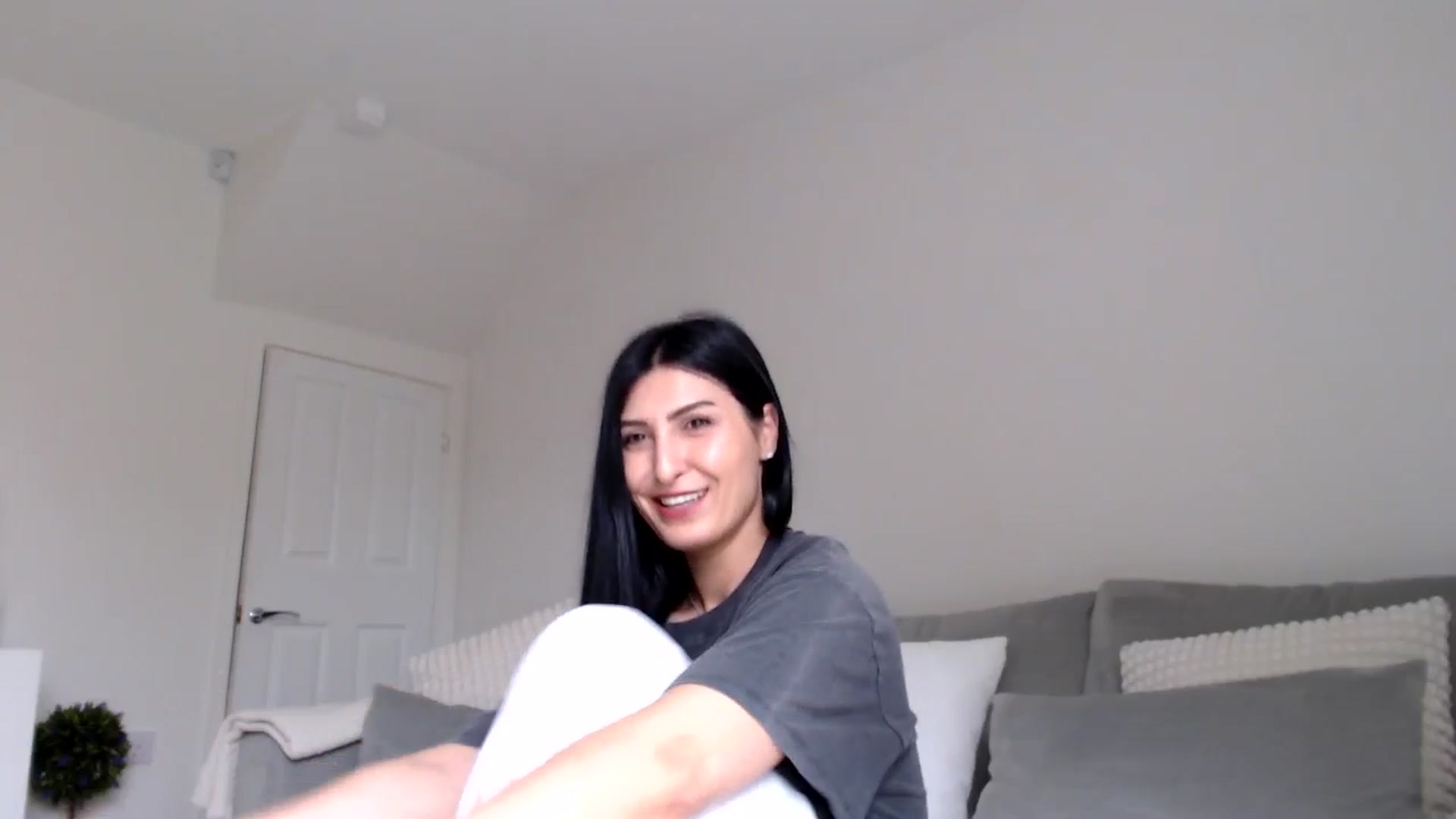Gallery image thumbnail from LeaIson's myfreecams stream on, 04/23/2024, 08:41 image 20 of 20