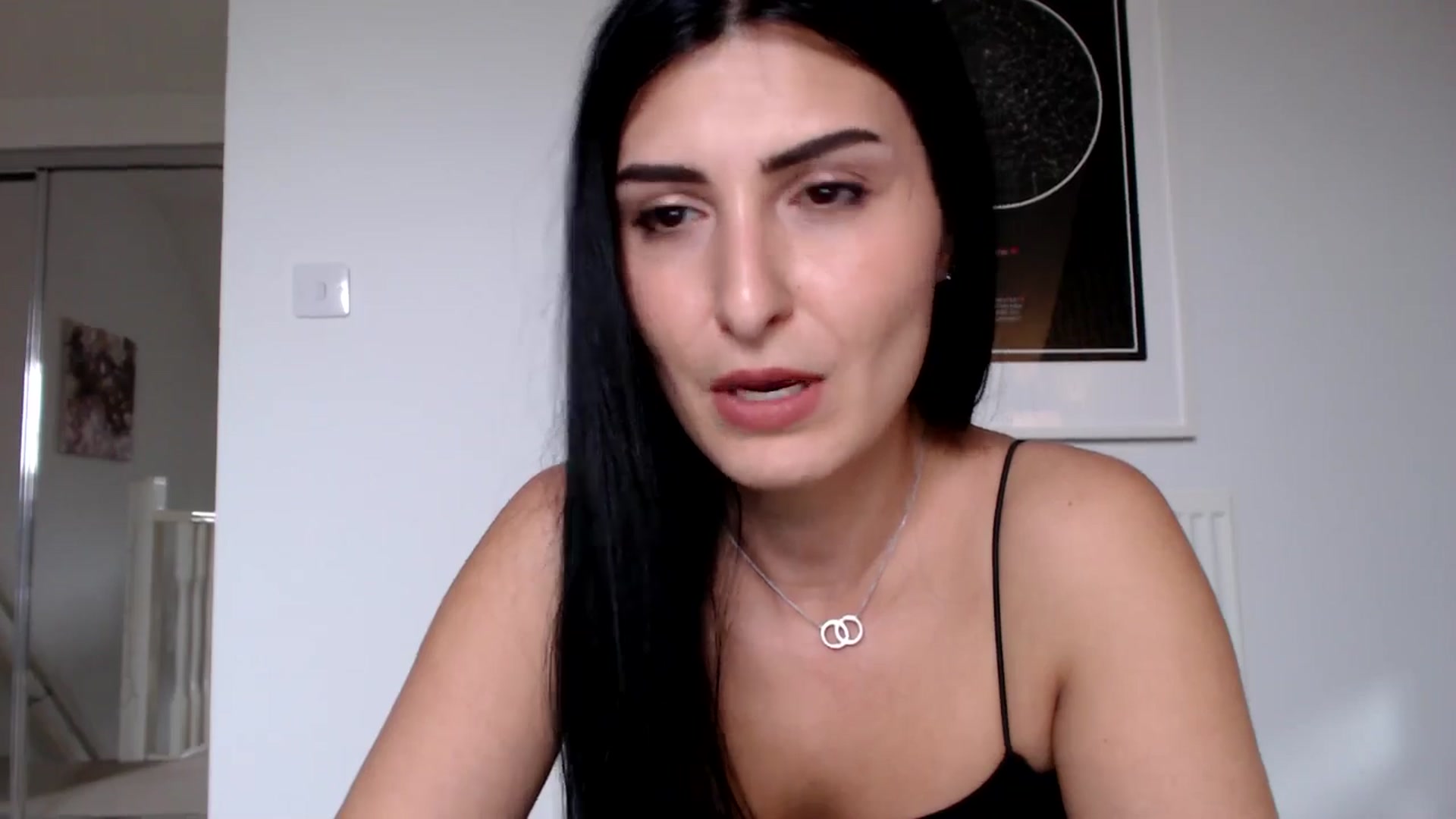Gallery image thumbnail from LeaIson's myfreecams stream on, 04/25/2024, 12:14 image 14 of 20
