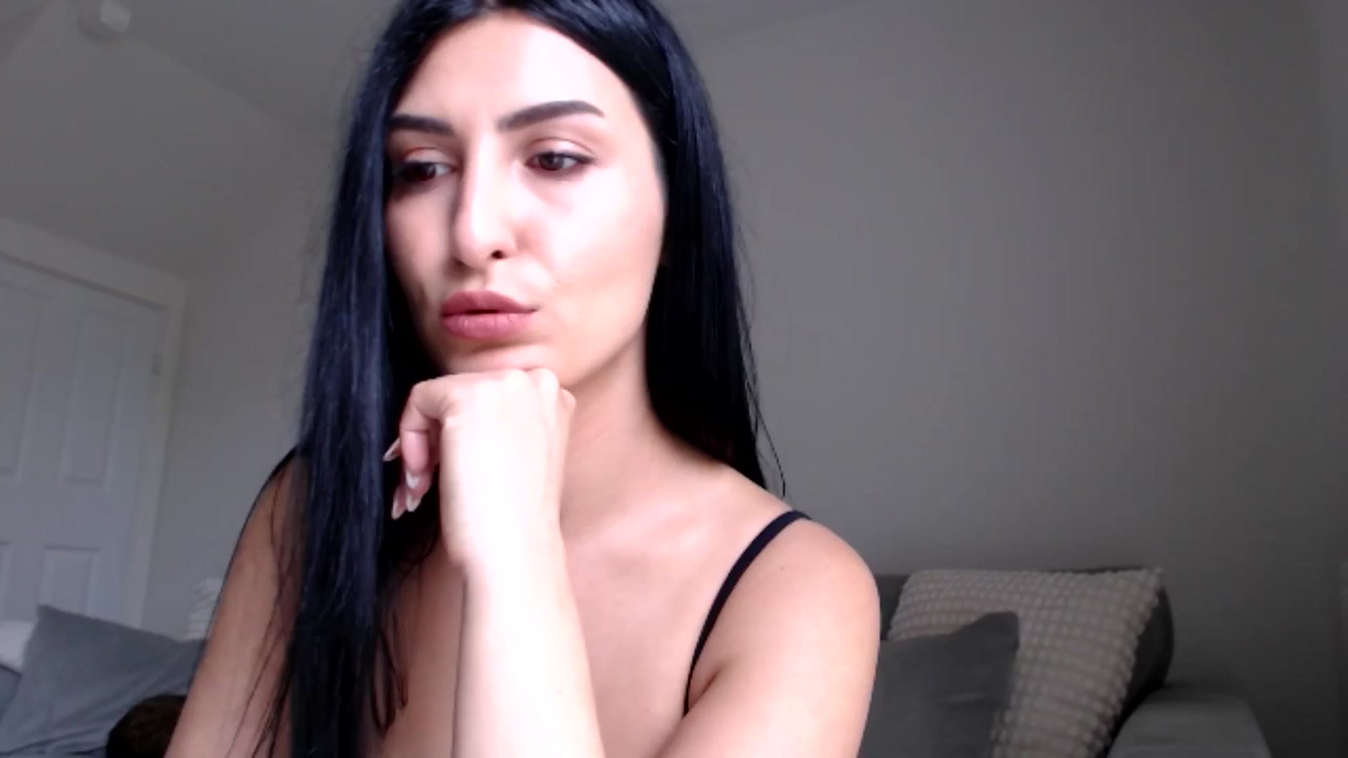 Gallery image thumbnail from LeaIson's myfreecams stream on, 05/02/2024, 09:03 image 13 of 20