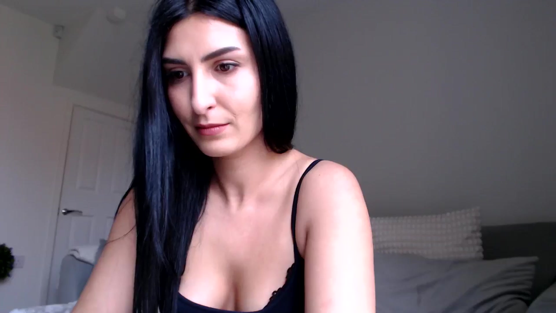 Gallery image thumbnail from LeaIson's myfreecams stream on, 05/02/2024, 11:09 image 12 of 20