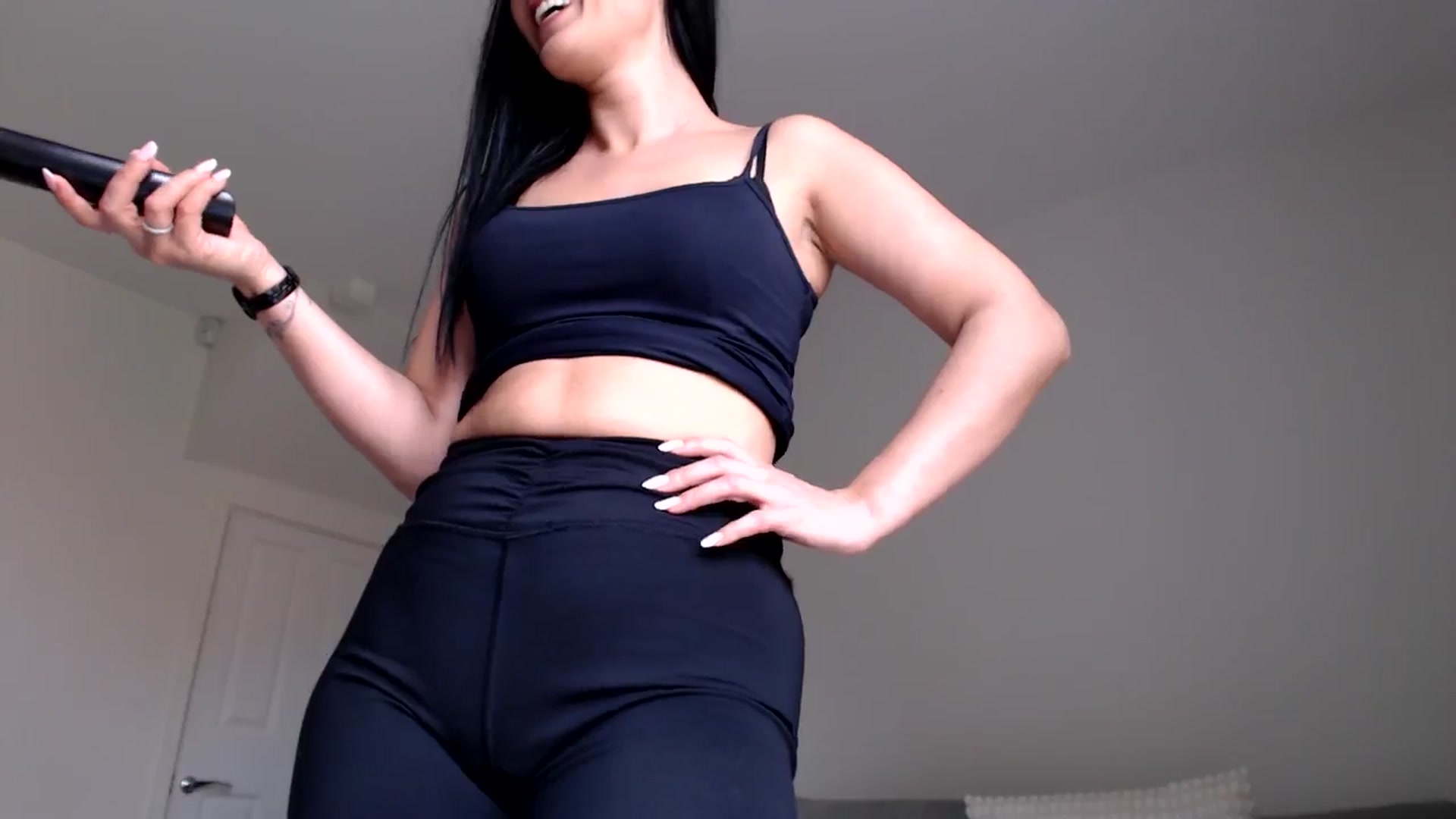 Gallery image thumbnail from LeaIson's myfreecams stream on, 05/02/2024, 11:09 image 17 of 20