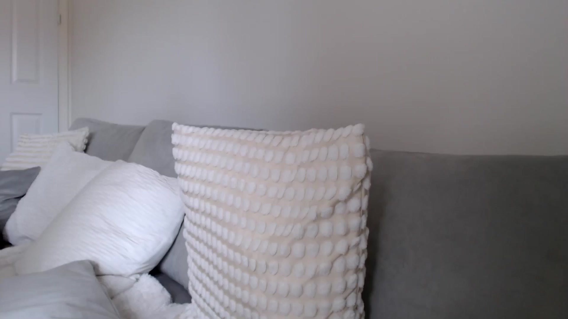 Gallery image thumbnail from LeaIson's myfreecams stream on, 05/02/2024, 11:09 image 4 of 20