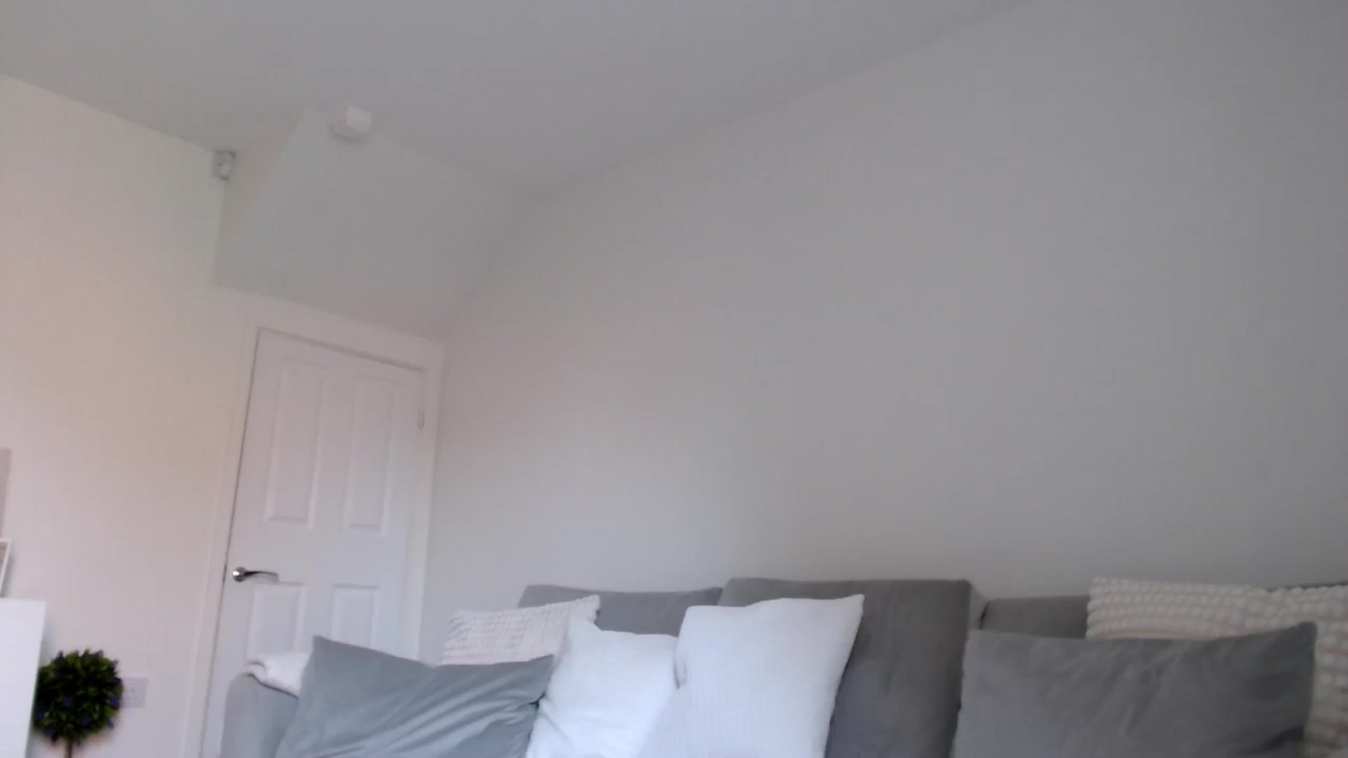 Gallery image thumbnail from LeaIson's myfreecams stream on, 05/02/2024, 13:52 image 18 of 20