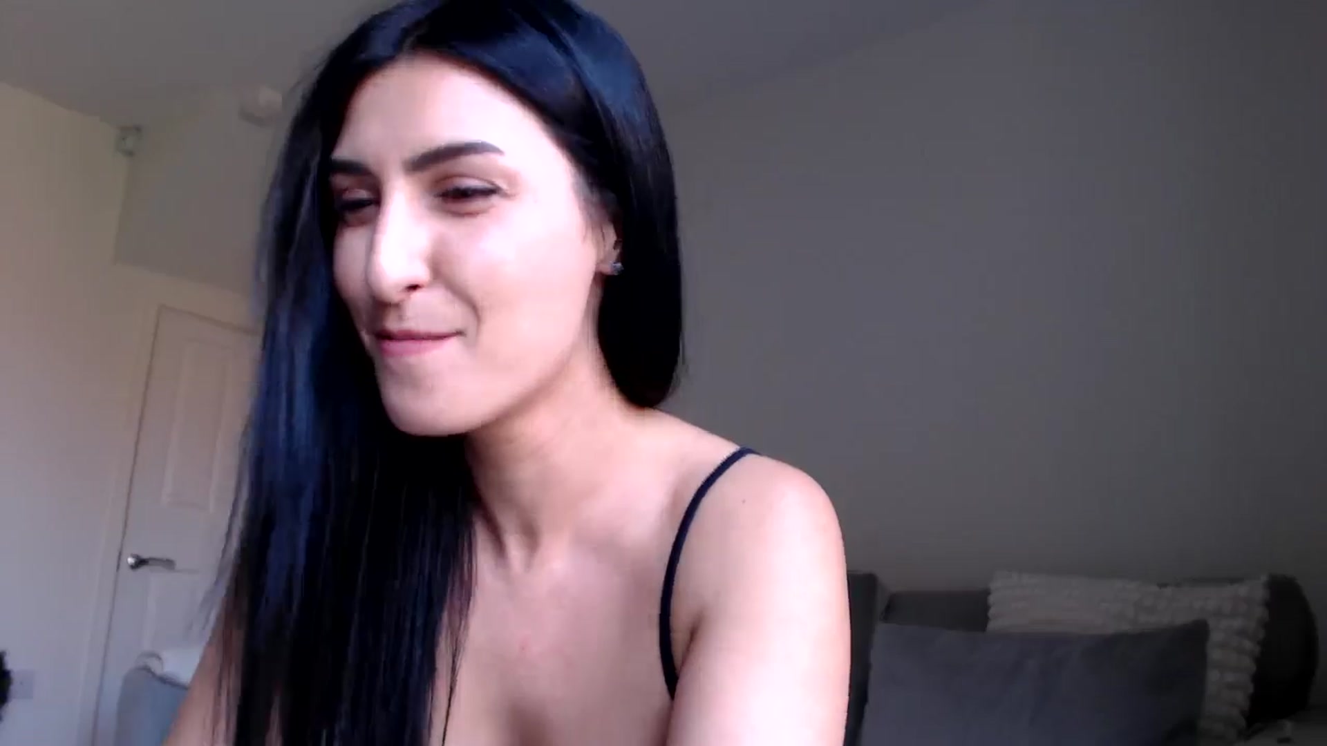 Gallery image thumbnail from LeaIson's myfreecams stream on, 05/02/2024, 13:52 image 15 of 20