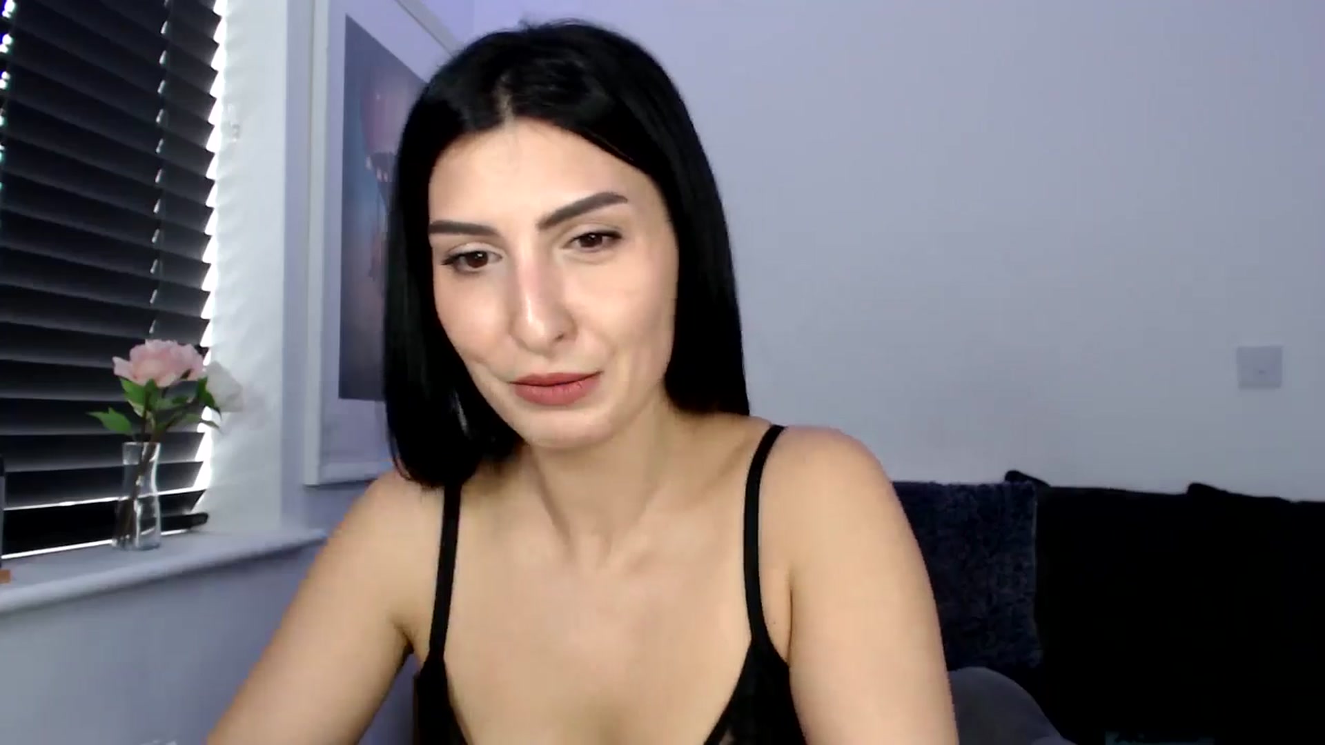 Gallery image thumbnail from LeaIson's myfreecams stream on, 05/03/2024, 09:13 image 15 of 20