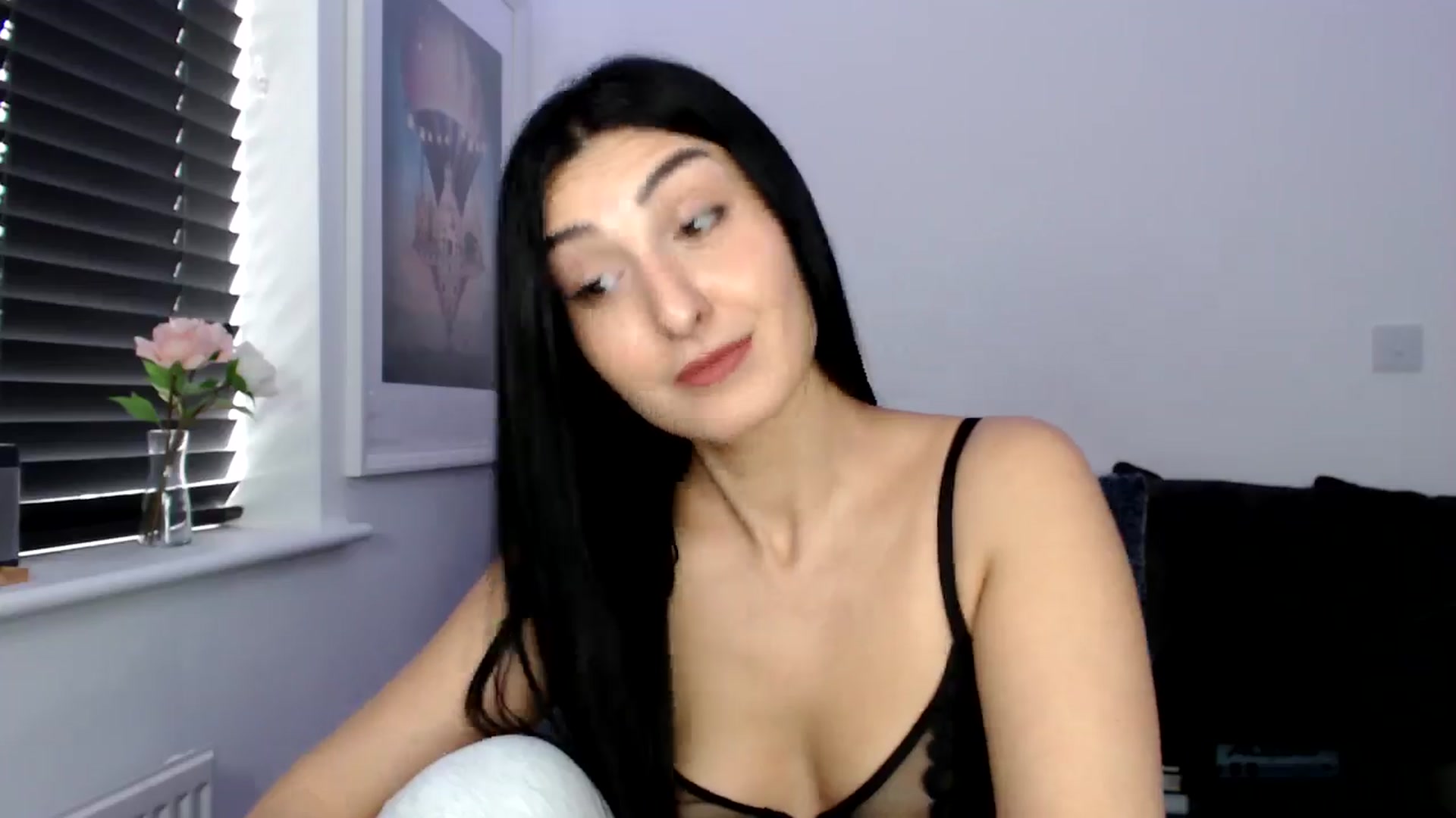 Gallery image thumbnail from LeaIson's myfreecams stream on, 05/03/2024, 09:13 image 17 of 20