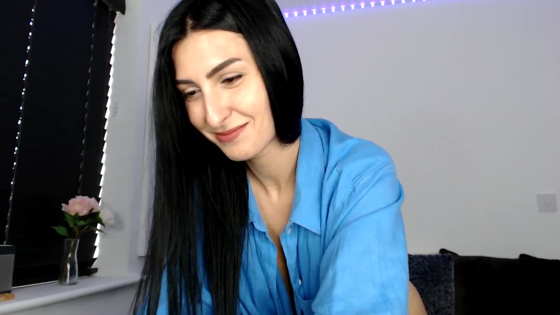 Gallery image thumbnail from LeaIson's myfreecams stream on, 05/03/2024, 10:00 image 5 of 20
