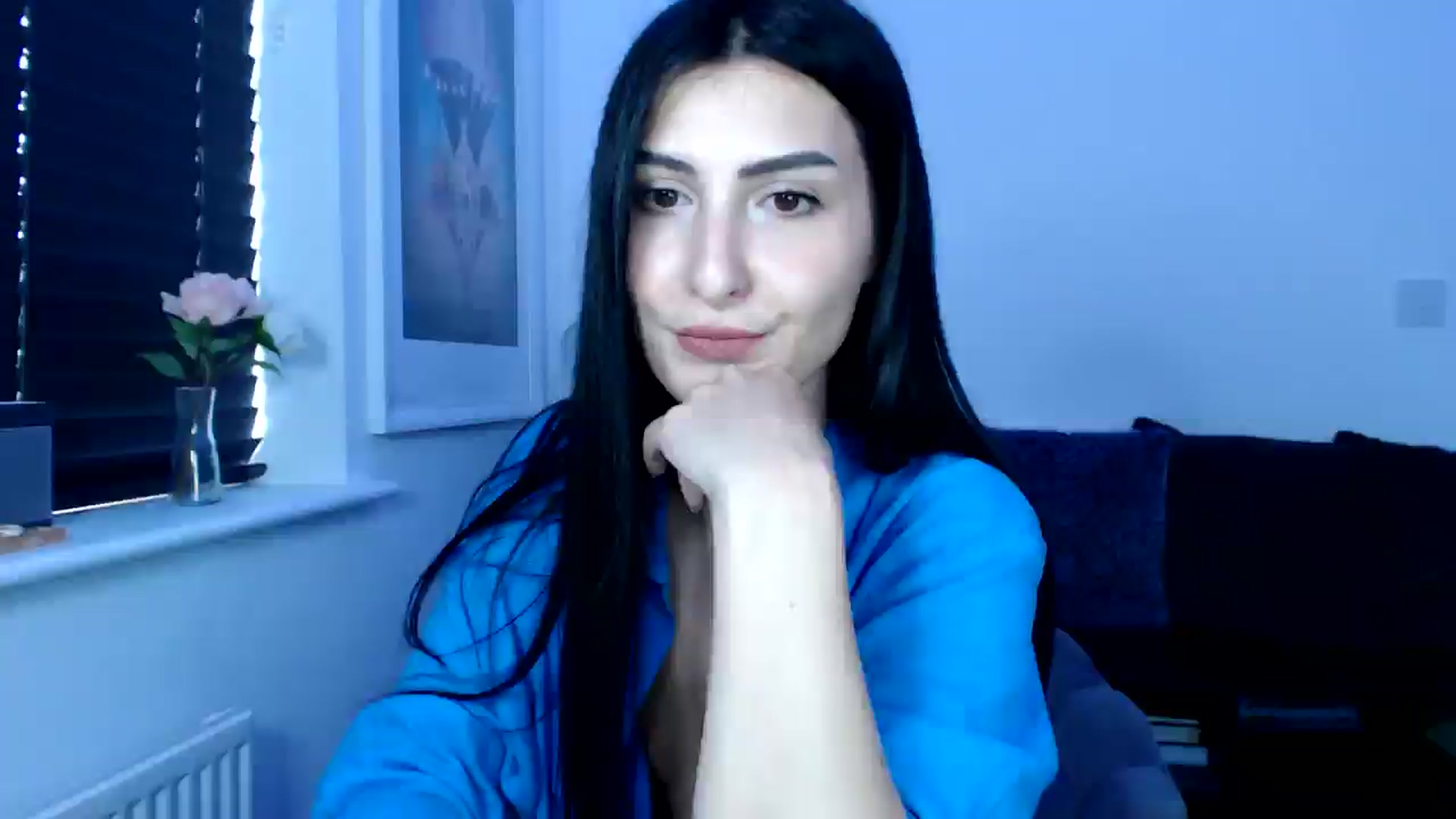 Gallery image thumbnail from LeaIson's myfreecams stream on, 05/03/2024, 10:00 image 15 of 20